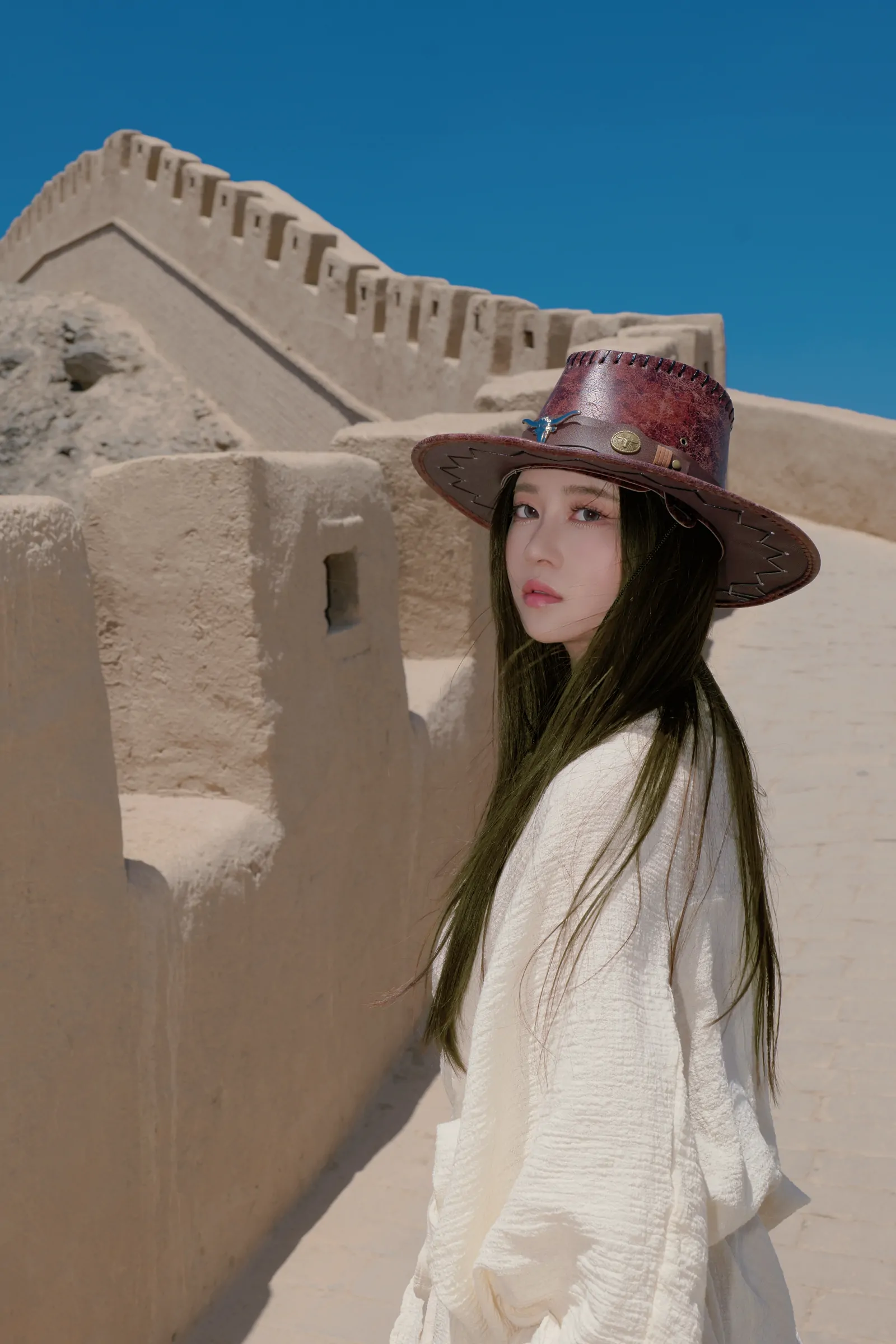 年年Nnian &#8211; 城 [46P]