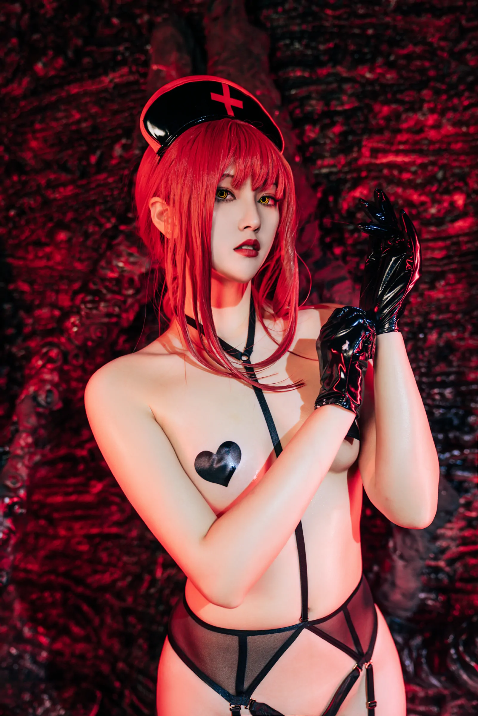 Natsuko夏夏子 – 玛奇玛护士 [73P]