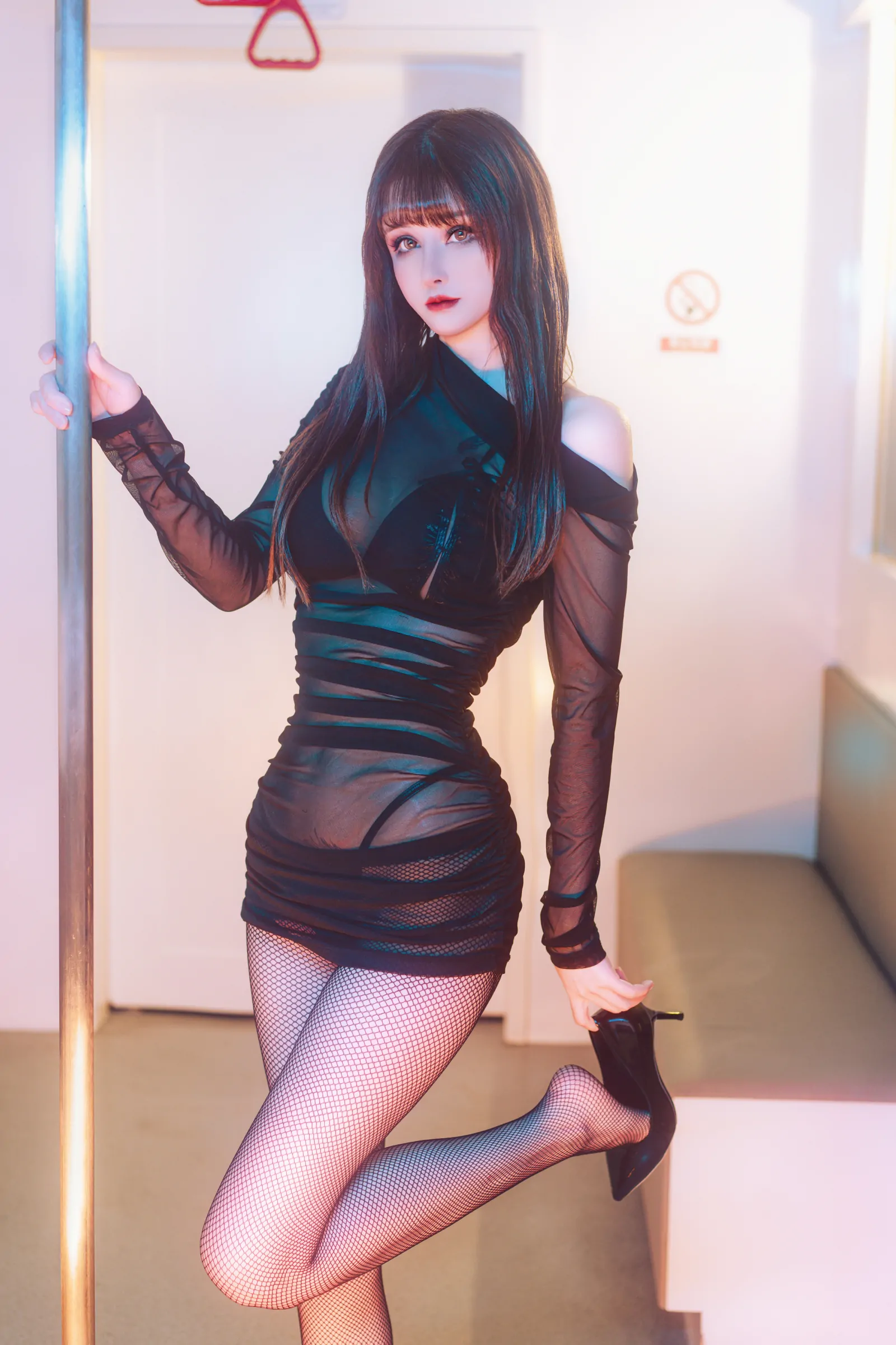 鹿八岁baby - 地铁の调教 [67P]