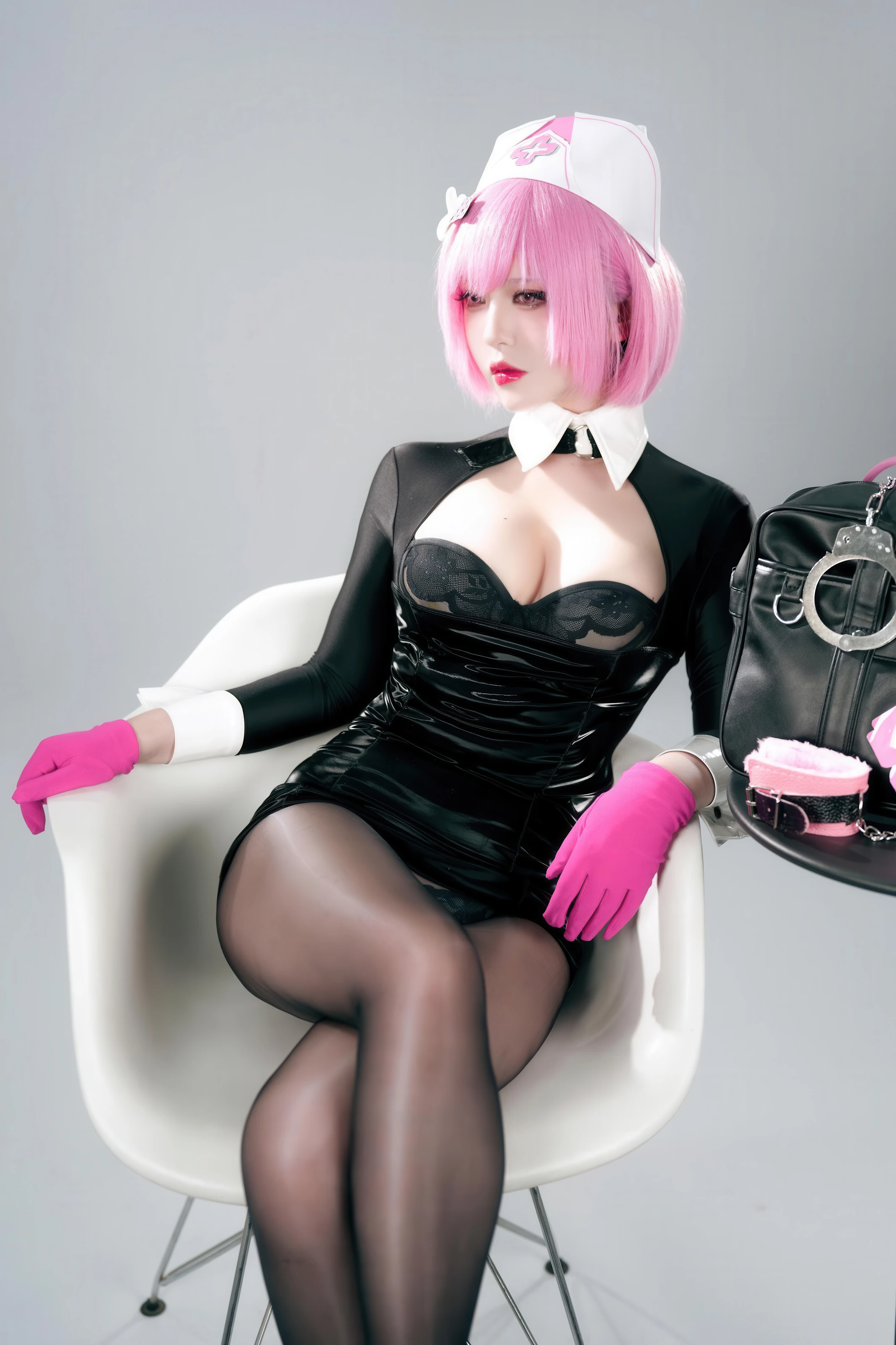 半半子 – 王医生 [56P]