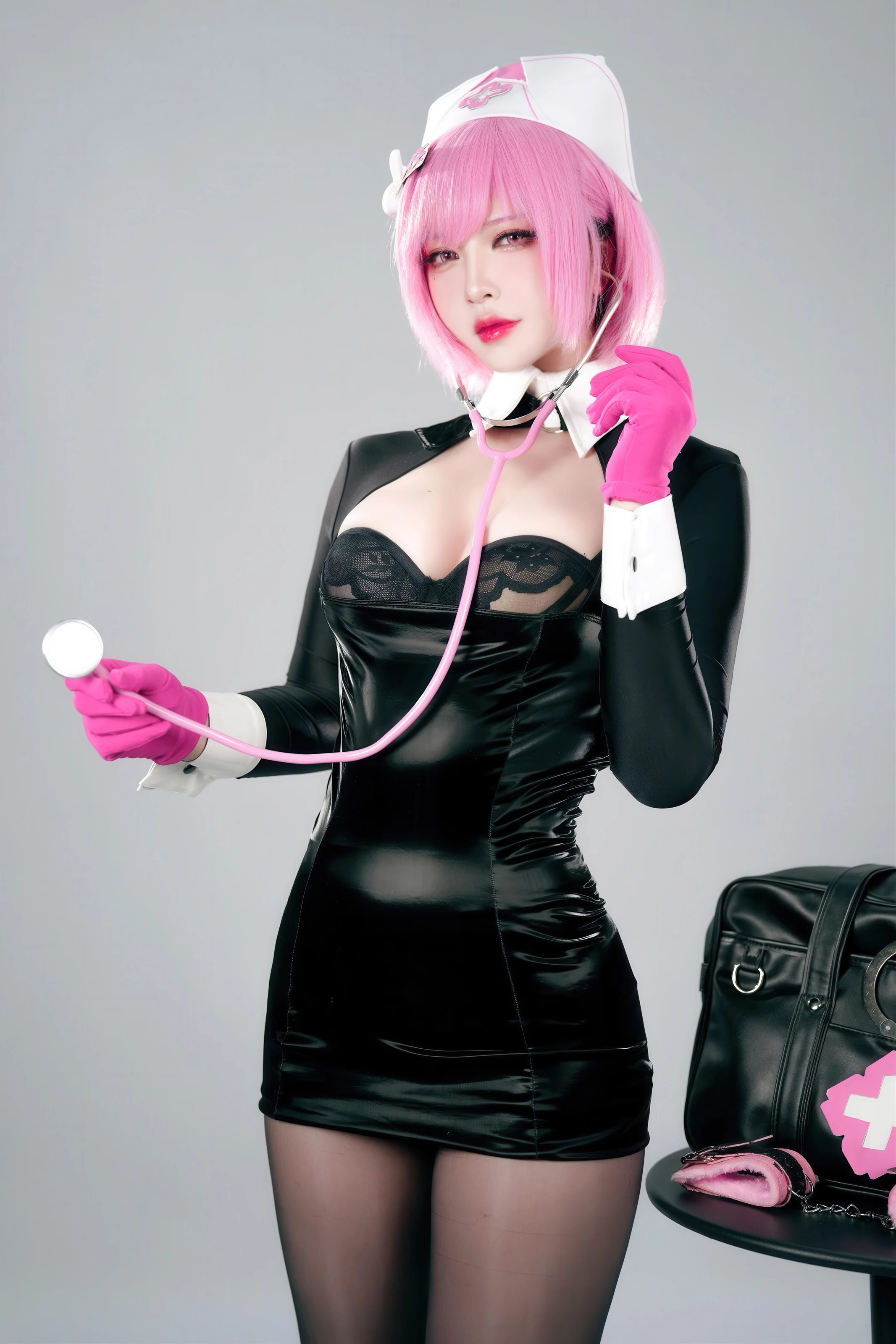 半半子 – 王医生 [56P]