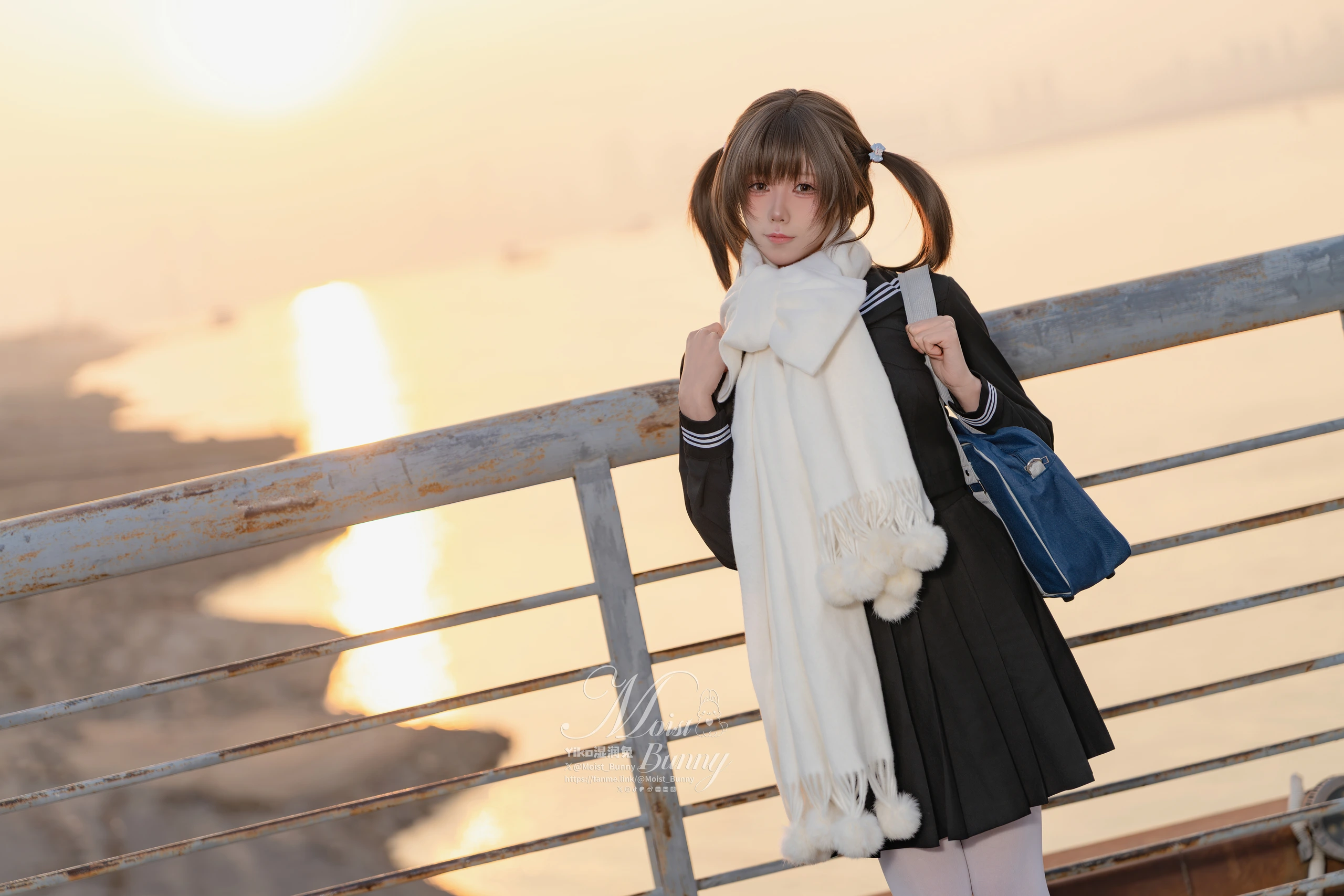 咬一口兔娘(黏黏团子兔) – 放课后の归路 [121P]