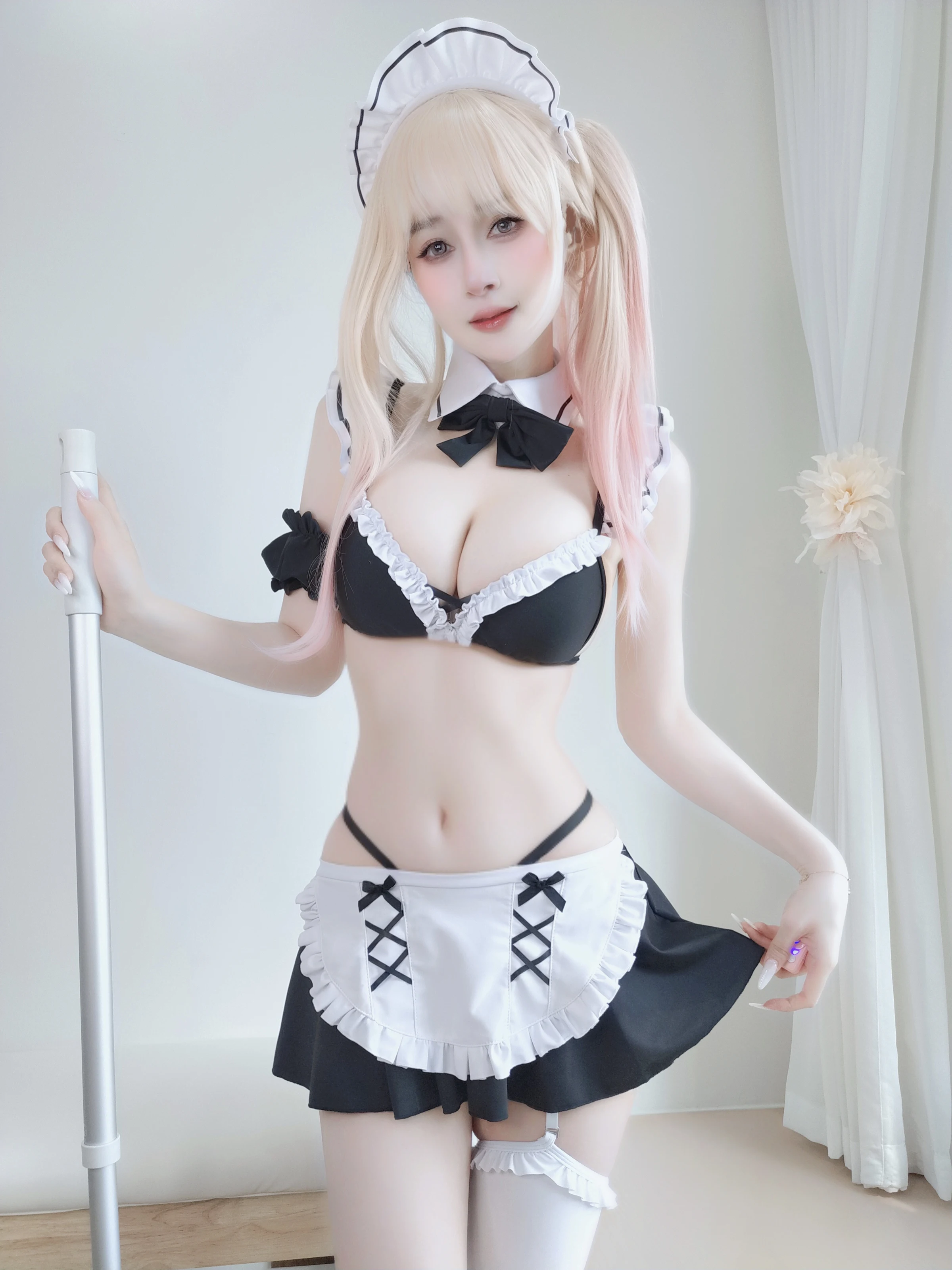 白银81 – Maid Marin [62P]