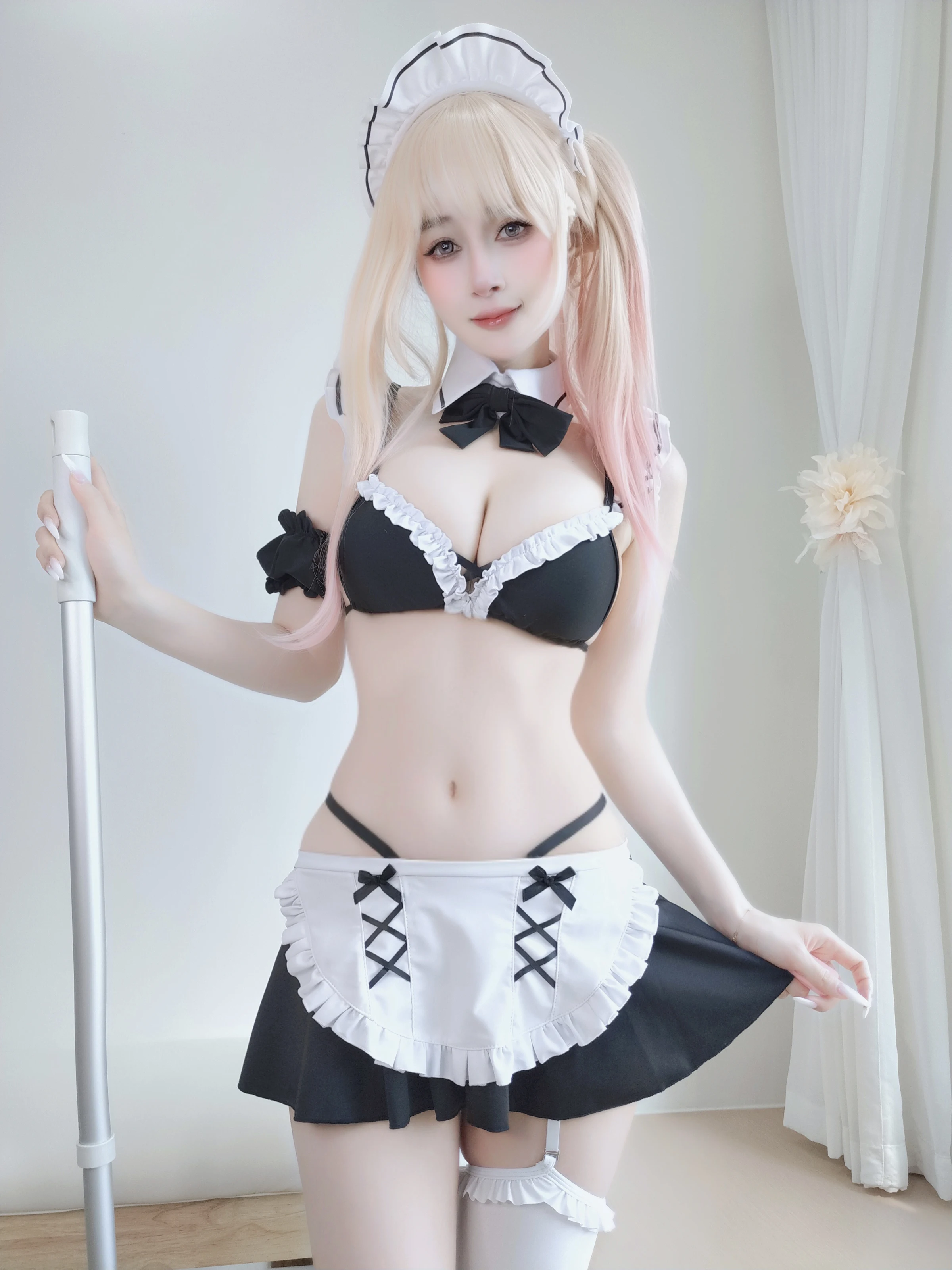 白银81 – Maid Marin [62P]