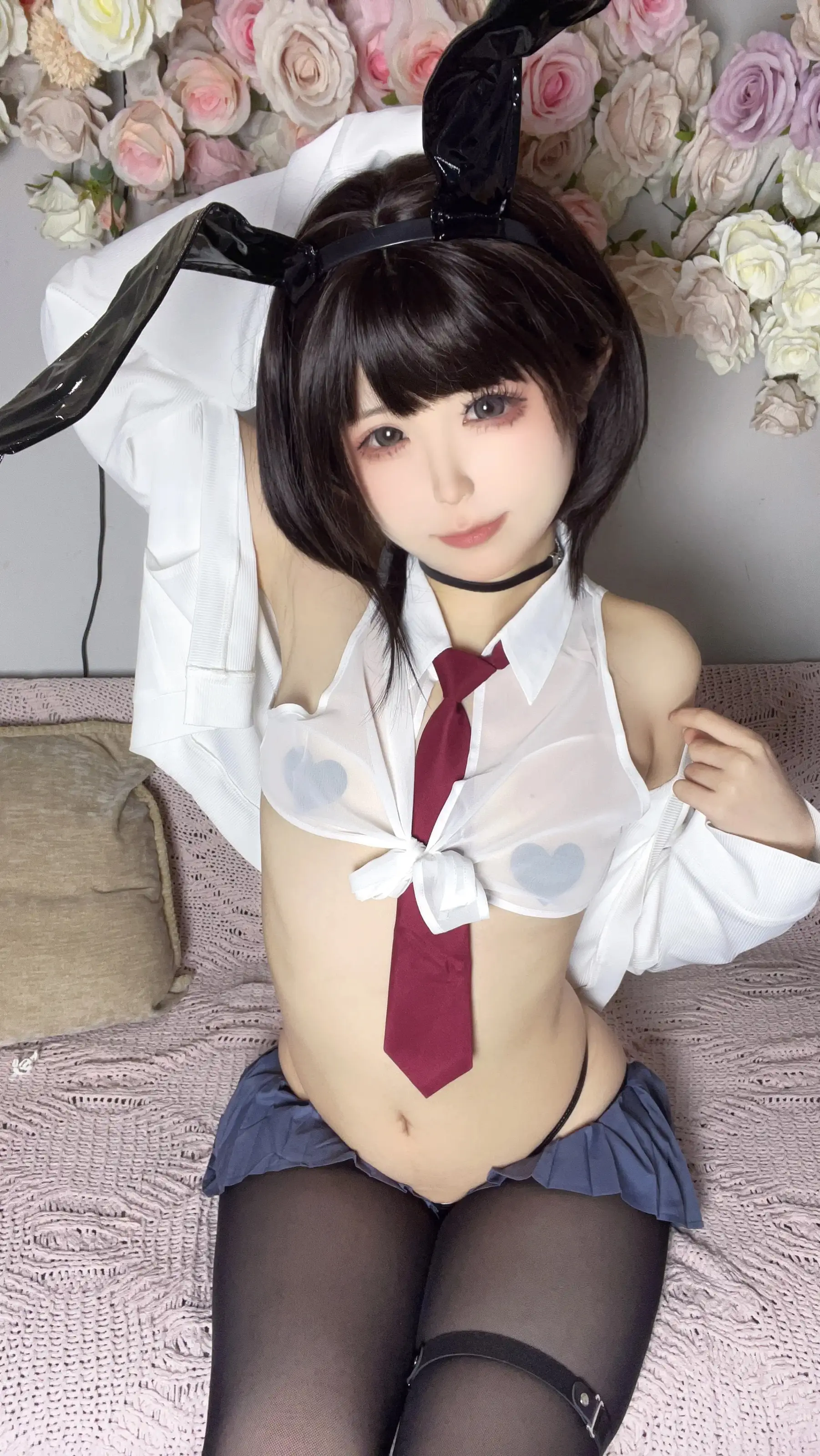 Quan冉有点饿 – 逆兔自拍 [25P]