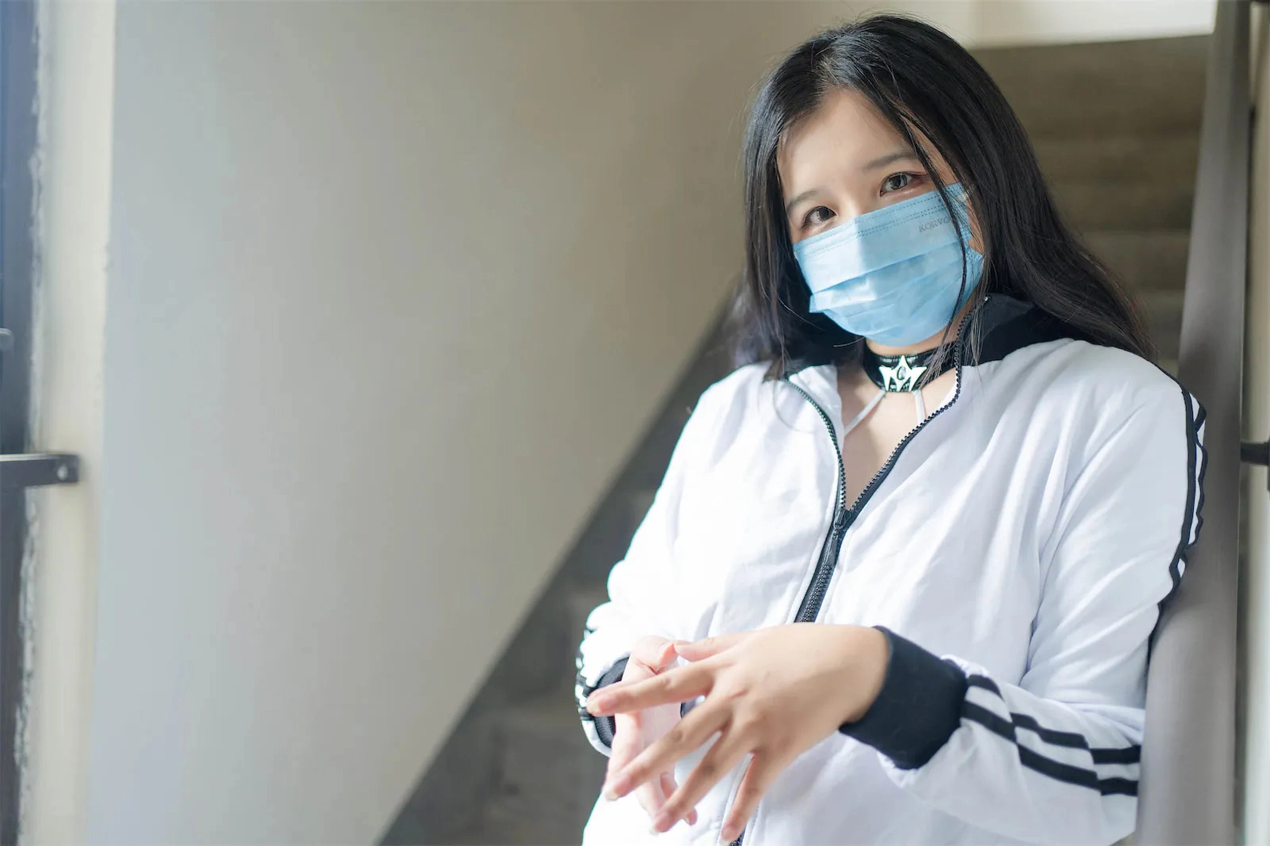 阿半今天很开心 – M楼梯 [63P]