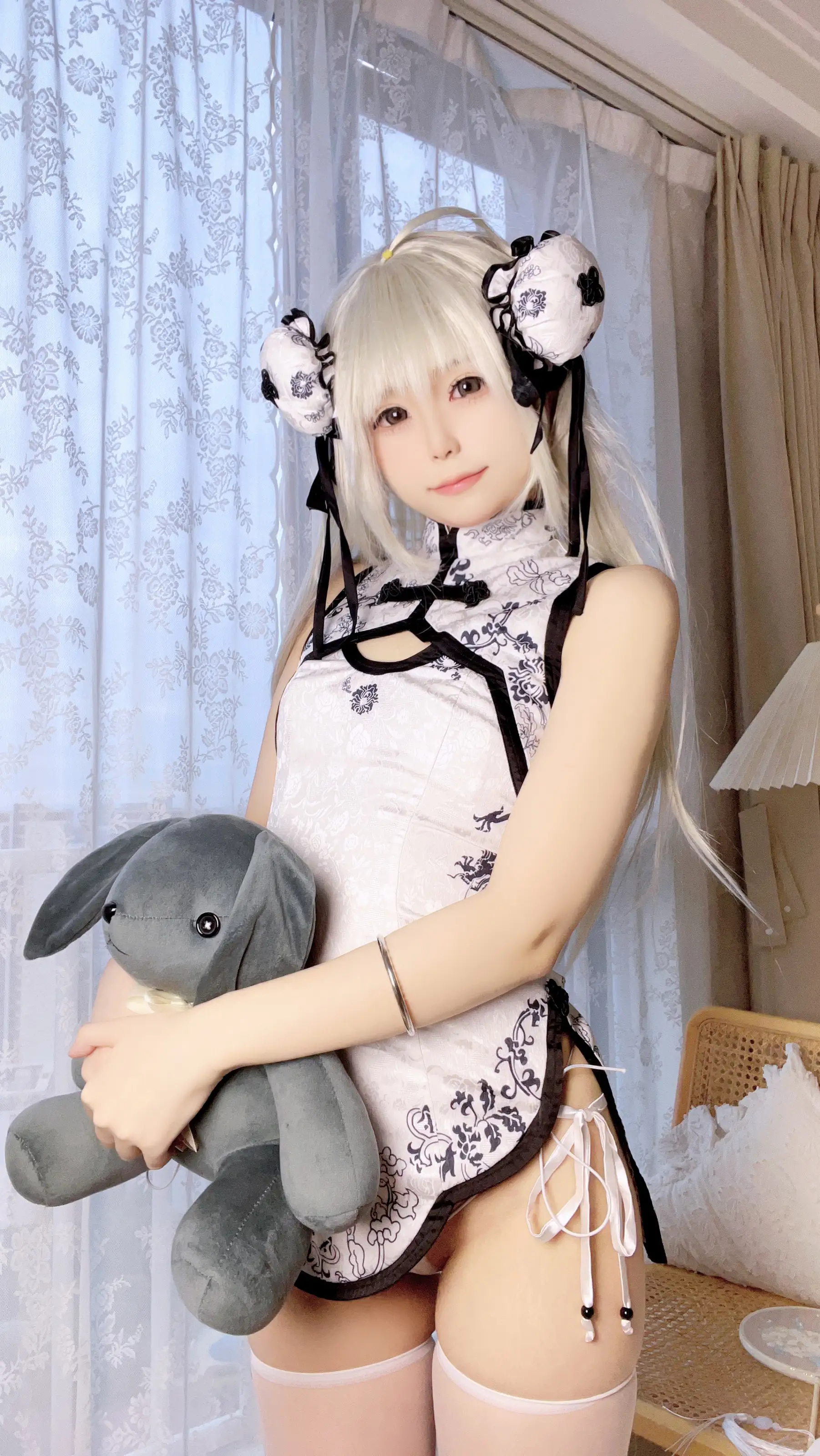 Quan冉有点饿 – 缘之空 穹妹旗袍自拍 [27P]