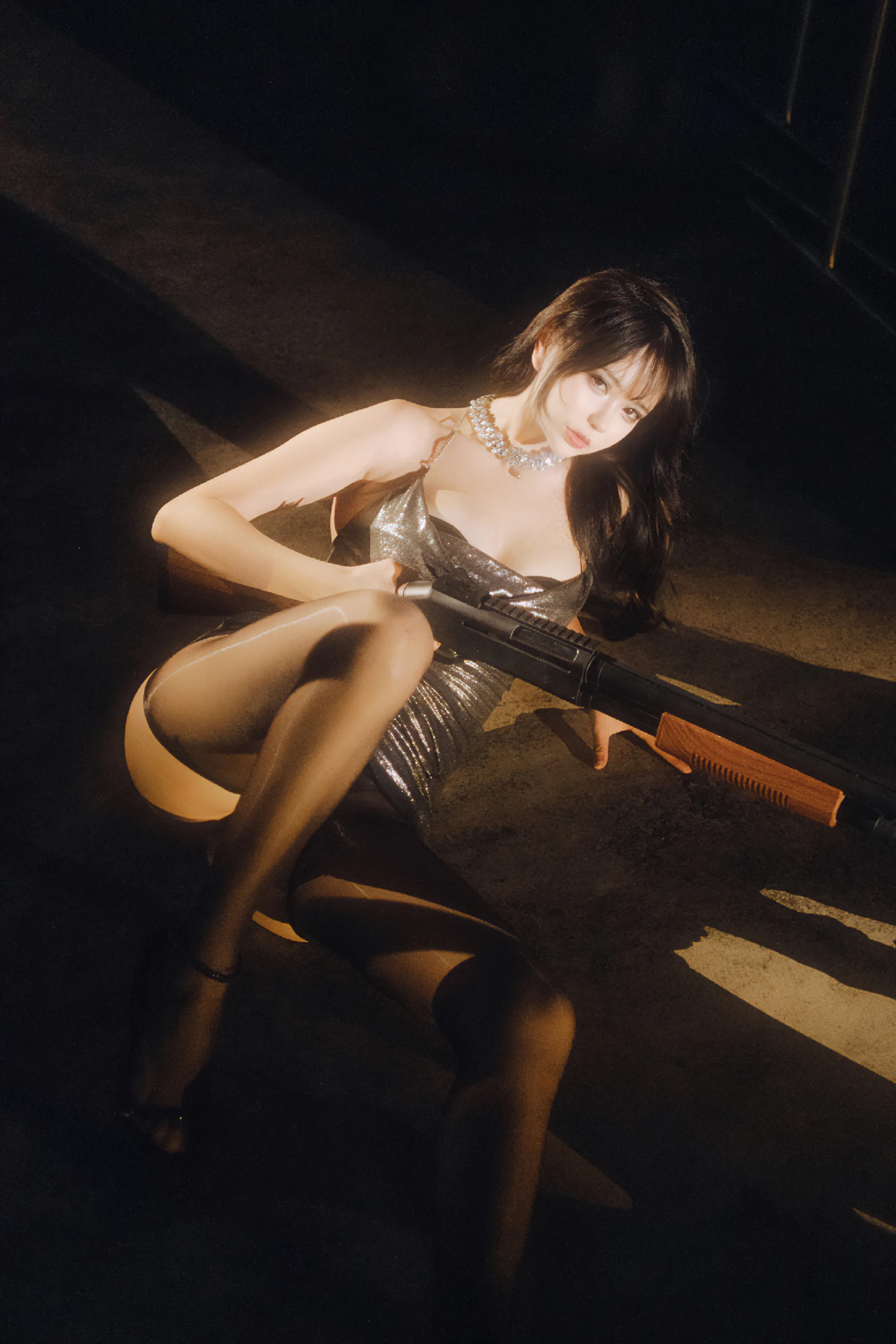 Tina很妖孽呀 – 夜色连衣裙 [37P]