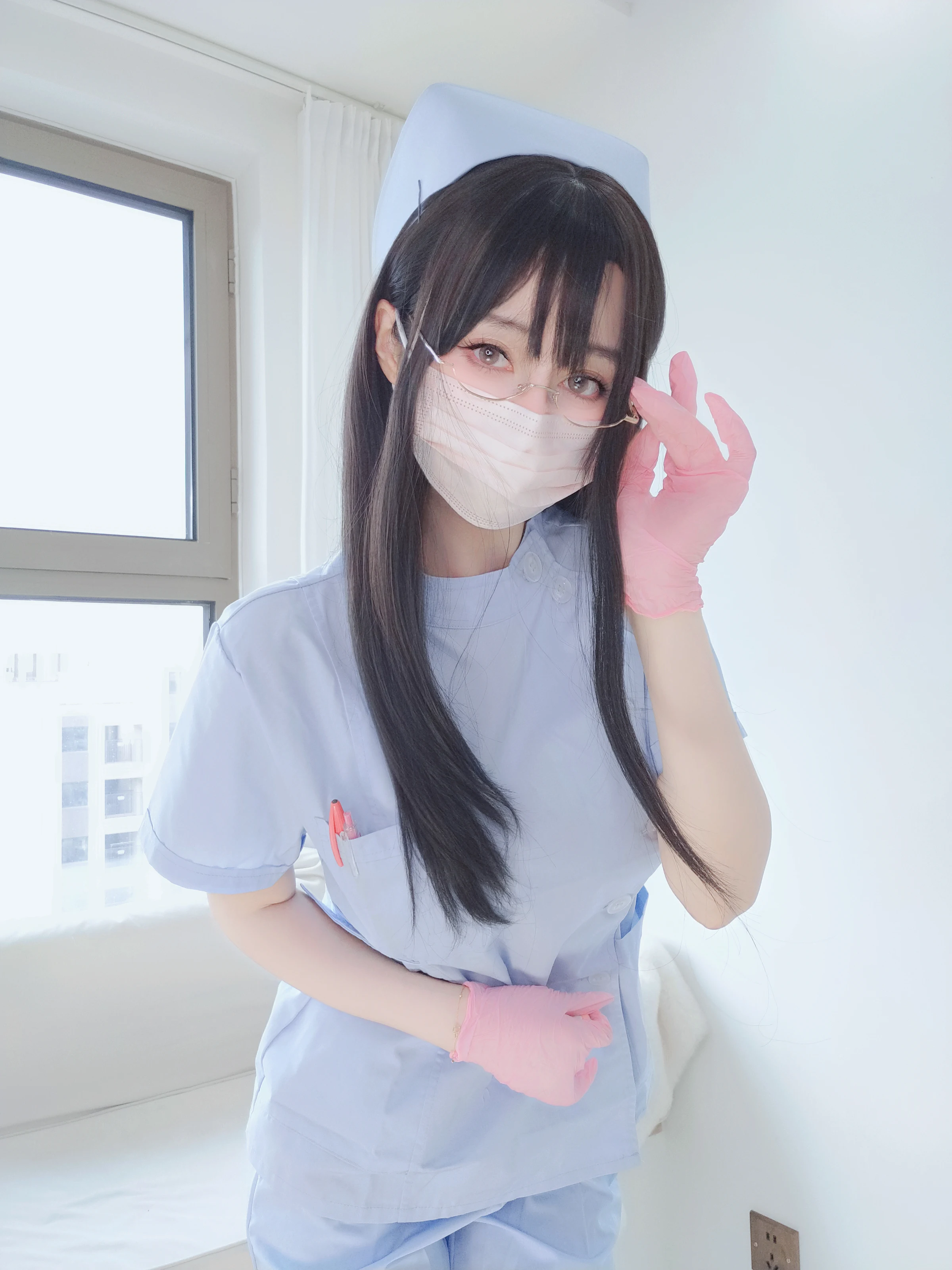 白银81 – 自摄Vol.95 蓝色护士 [162P]