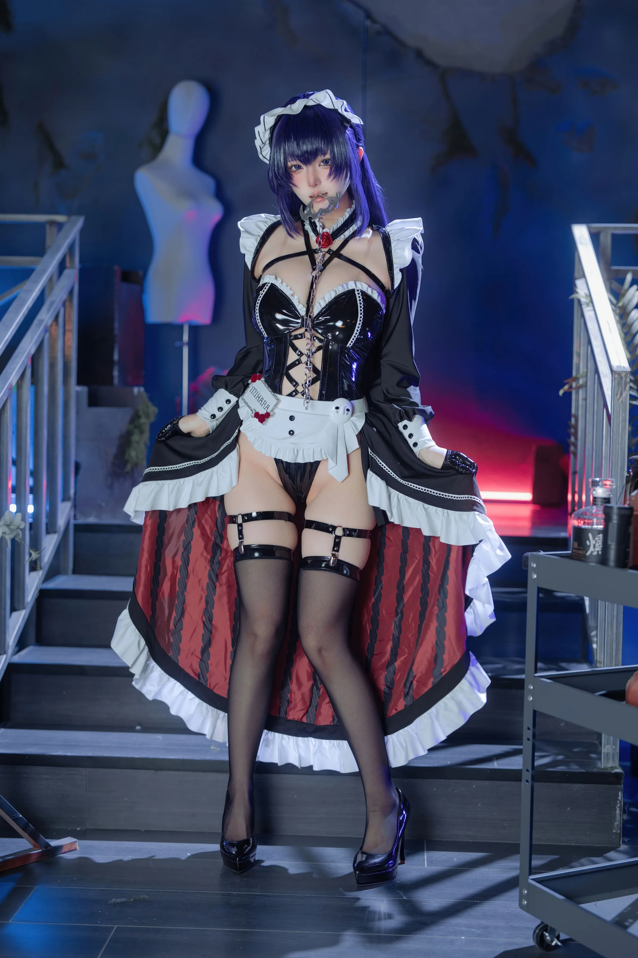 屿鱼 – Nikke胜利女神 米哈拉·咖啡女仆 [80P]