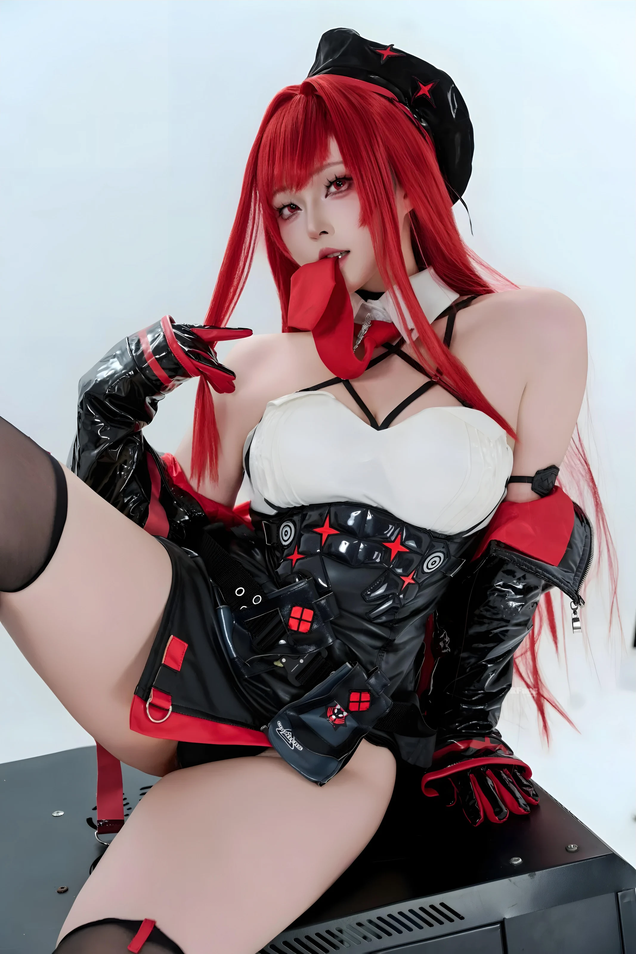 Natsuko夏夏子 – Nikke 拉毗 小红帽 [77P]