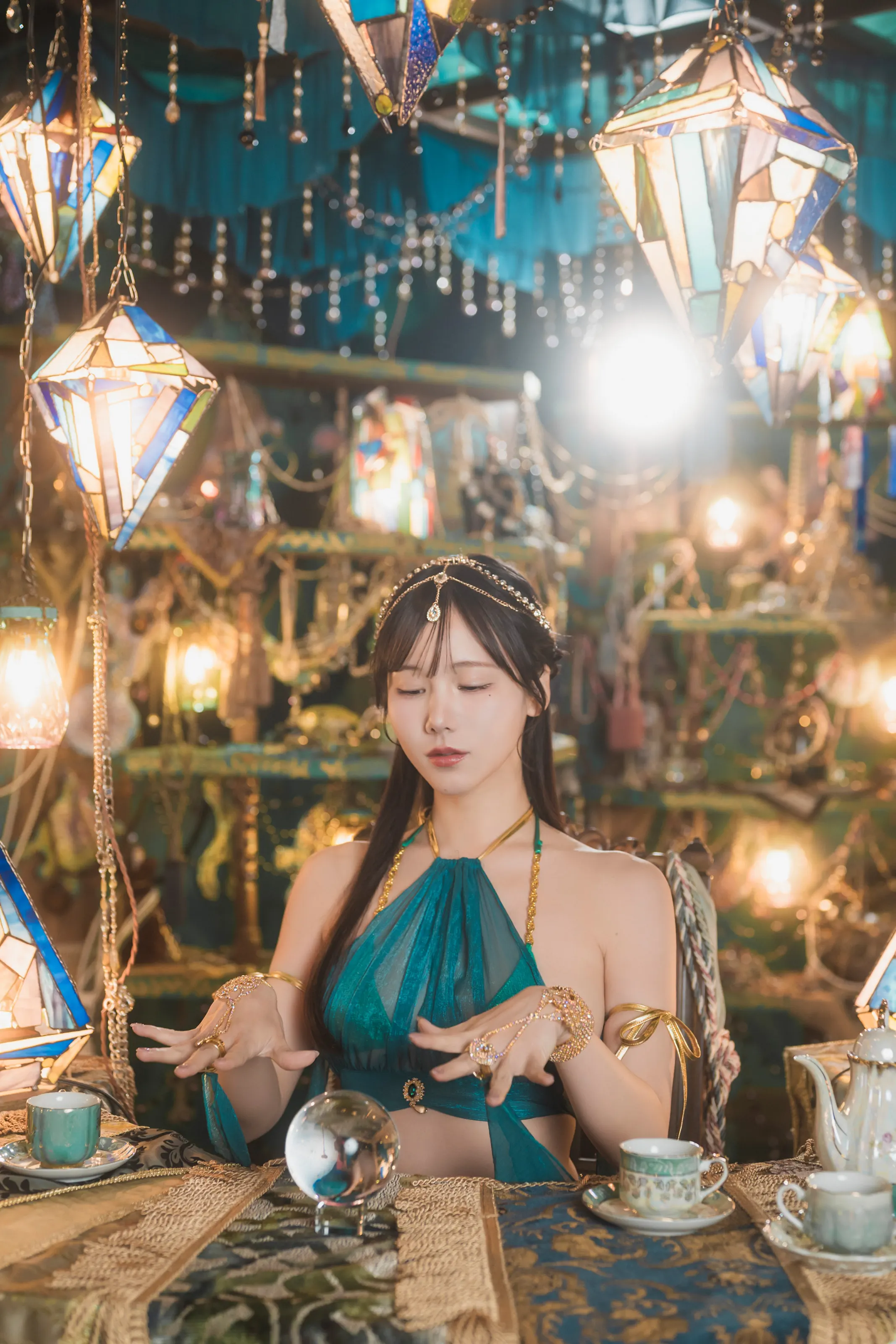 けん研(けんけん) Crystal 2026生誕写真集1 [99P]