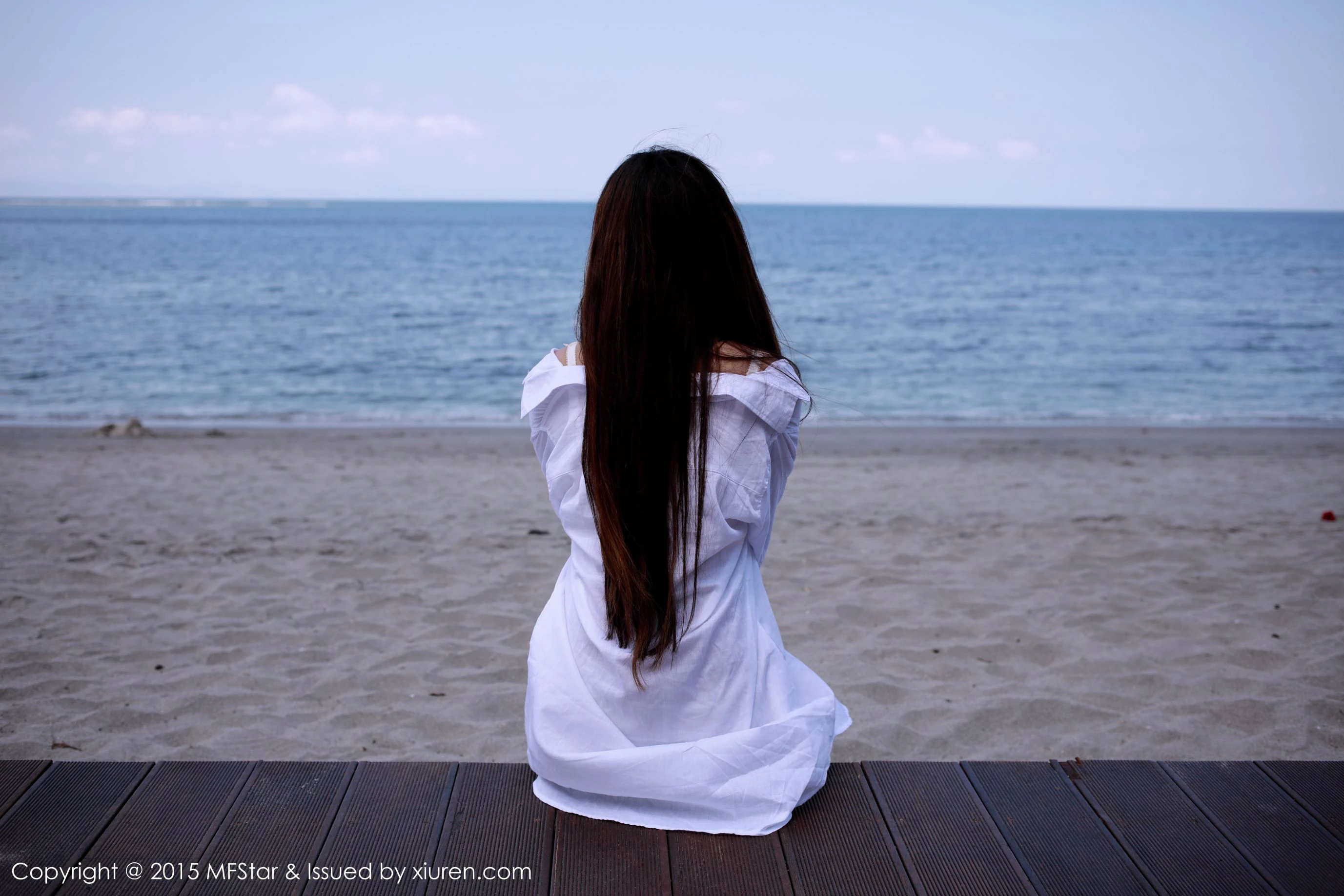 Milk楚楚《龙目岛旅拍》白衬衫+束缚比基尼 模范学院 Vol.026