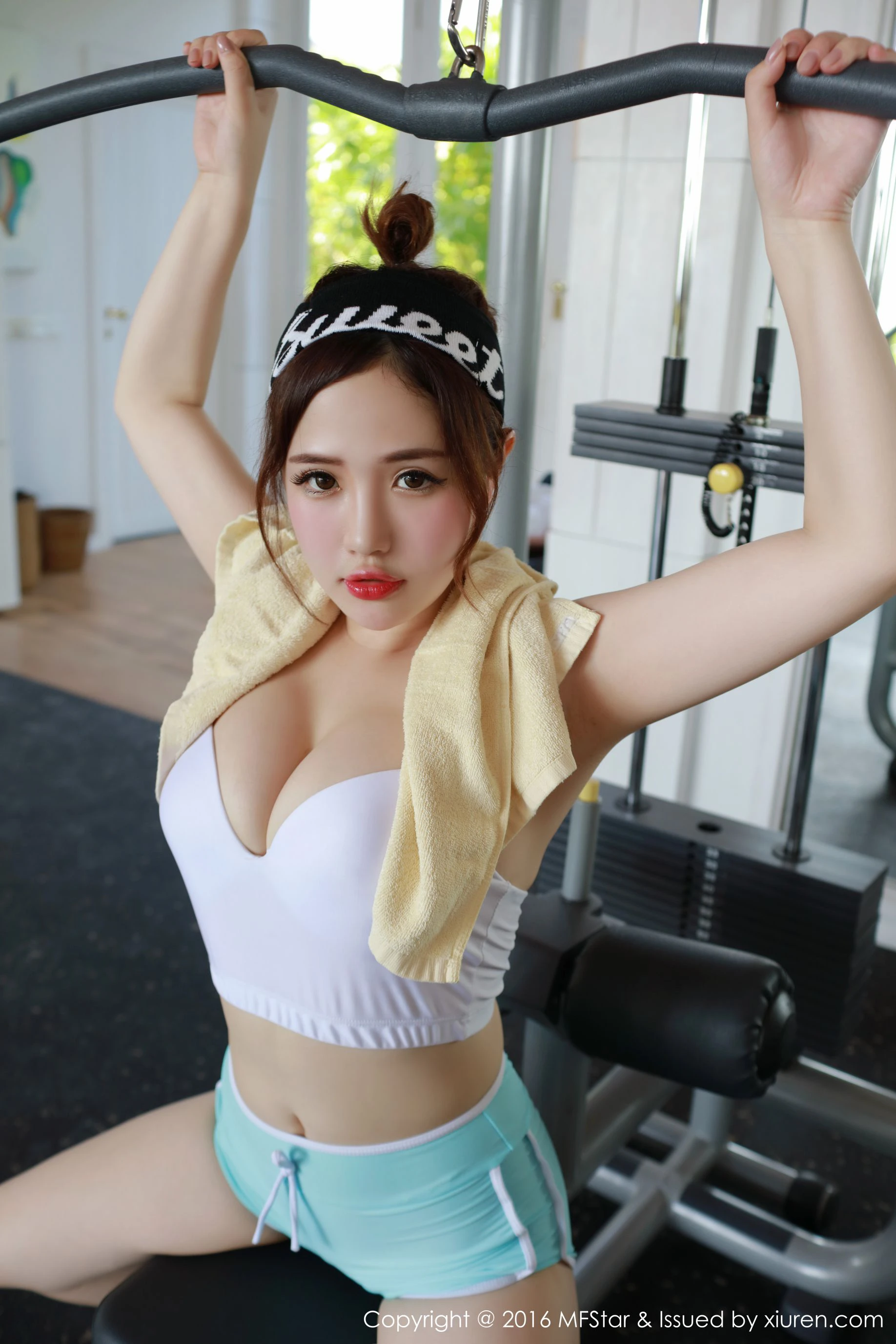 徐cake《马尔代夫旅拍》运动风泳衣+皮卡丘比基尼 模范学院 Vol.056