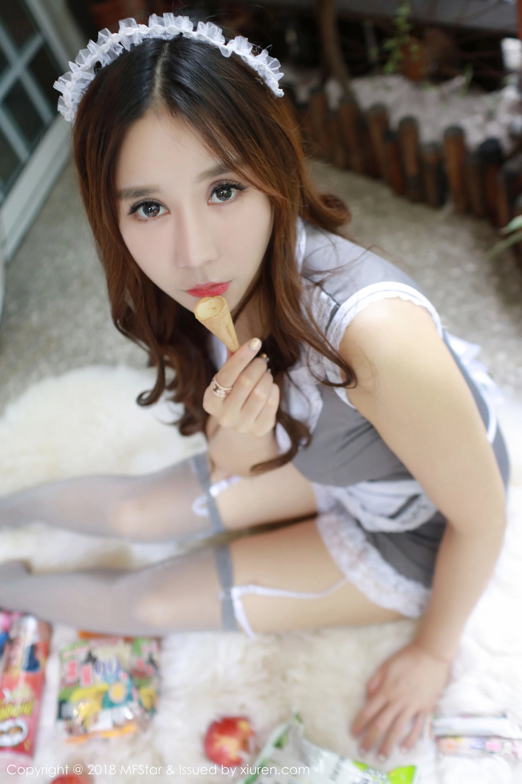 昆熙Quincey《吊袜女仆装+兔女郎》 模范学院 Vol.115