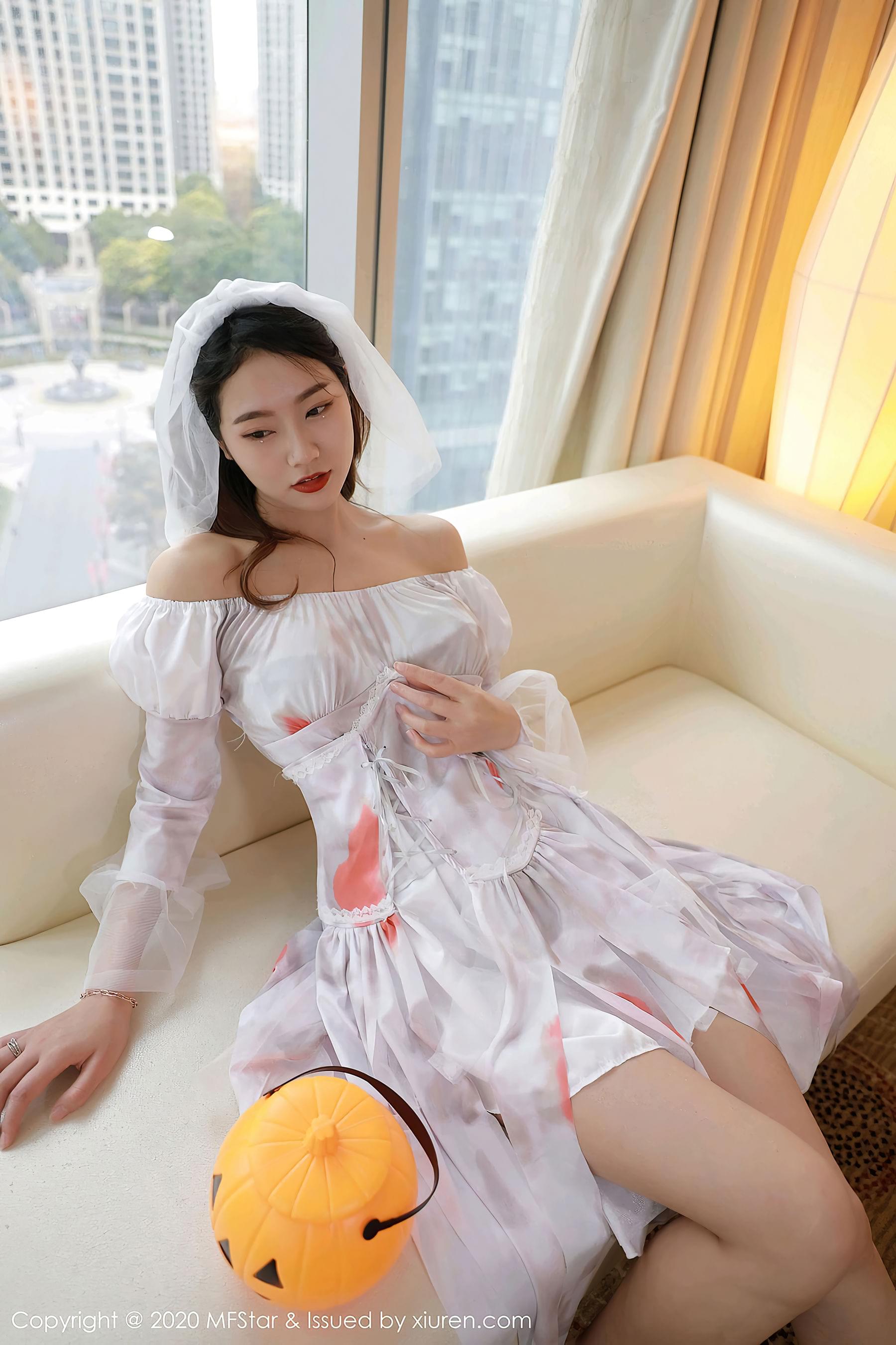 模范学院 Vol.408 方子萱