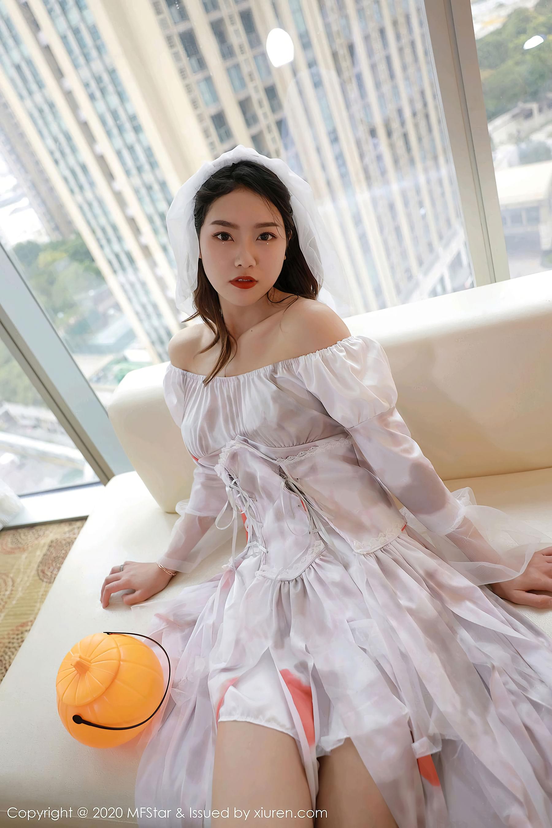 模范学院 Vol.408 方子萱