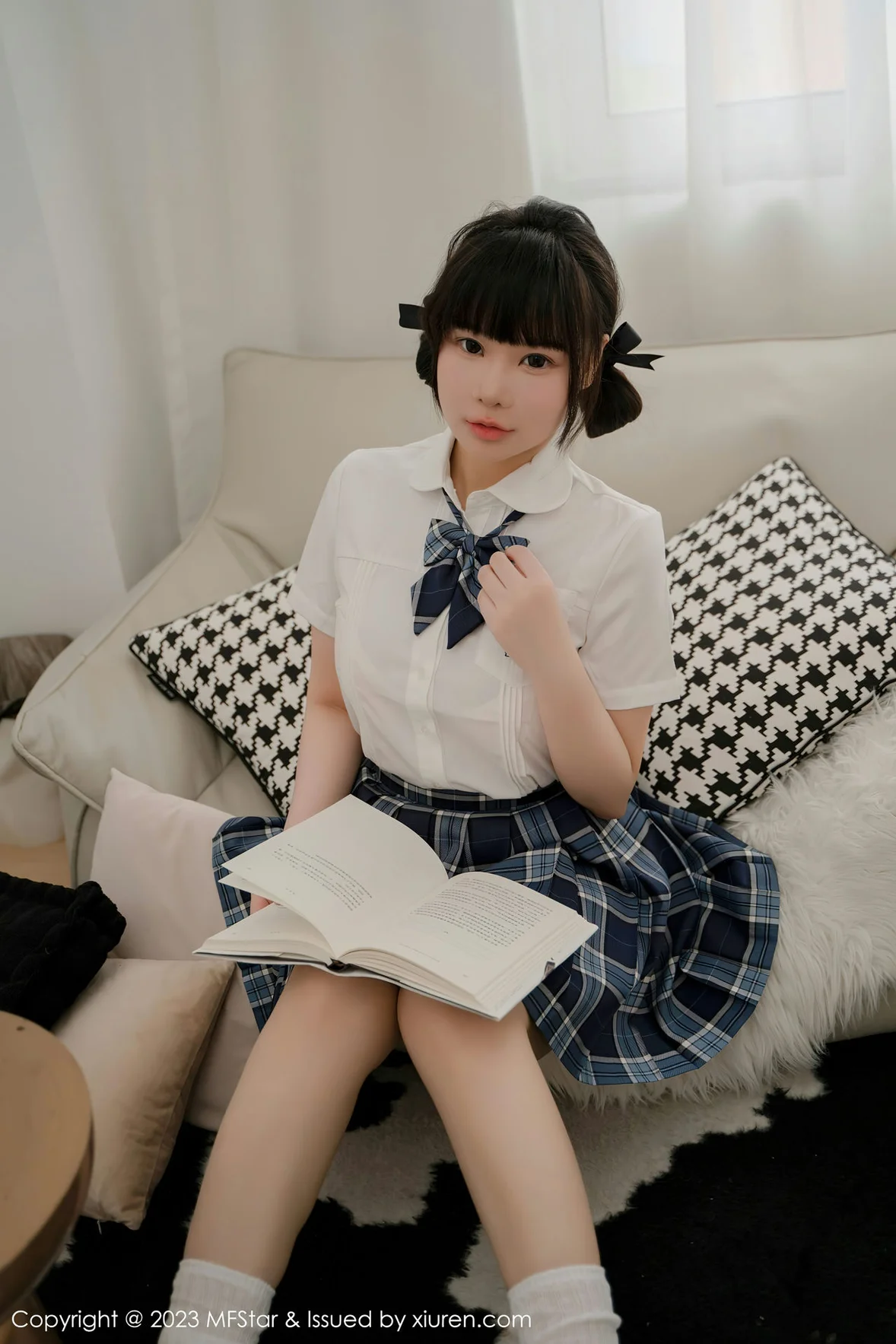 模范学院 Vol.621 水塔塔 乳贴萝莉首套写真 [61P]