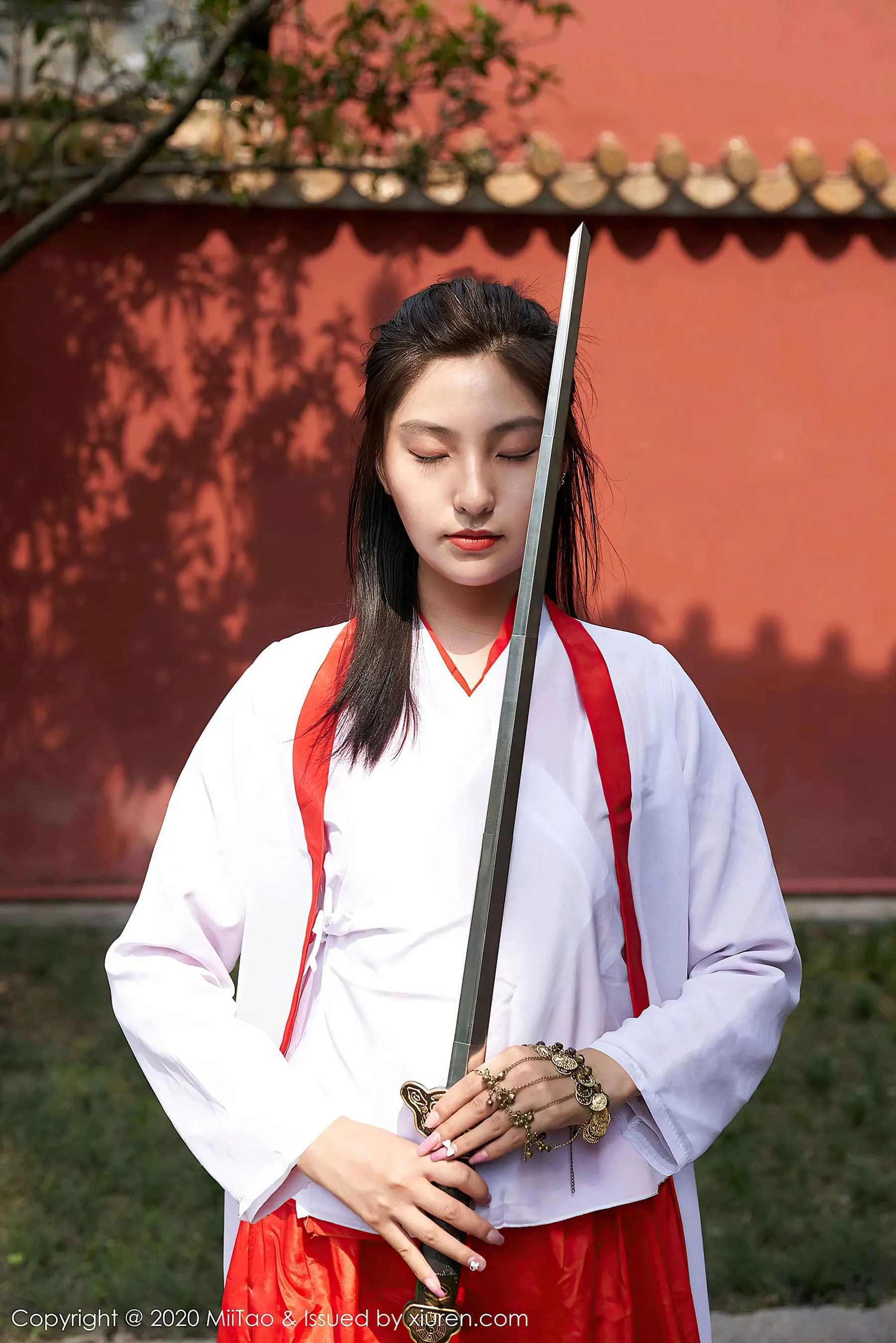 蜜桃社 VOL.142 茵茵简