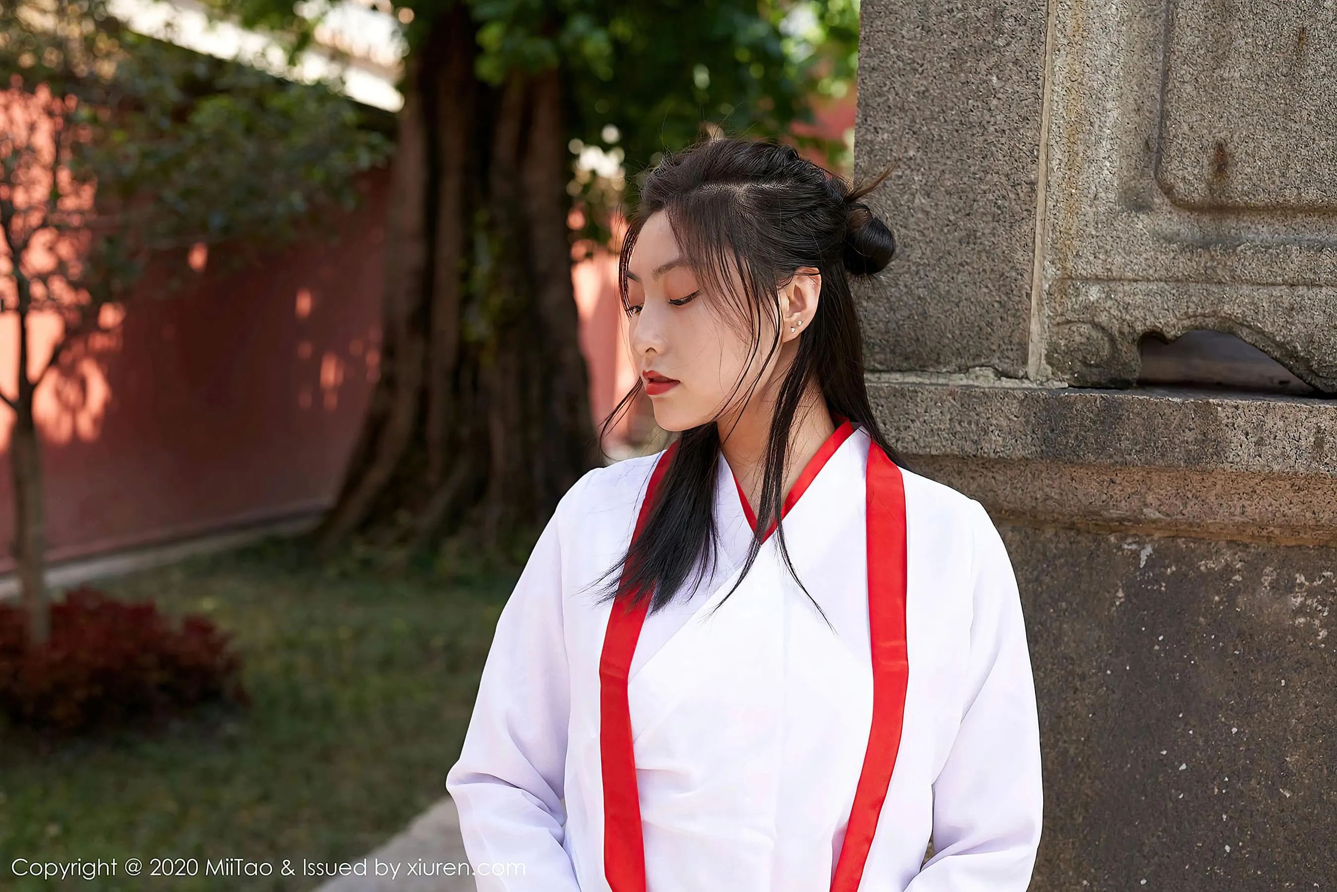 蜜桃社 VOL.142 茵茵简