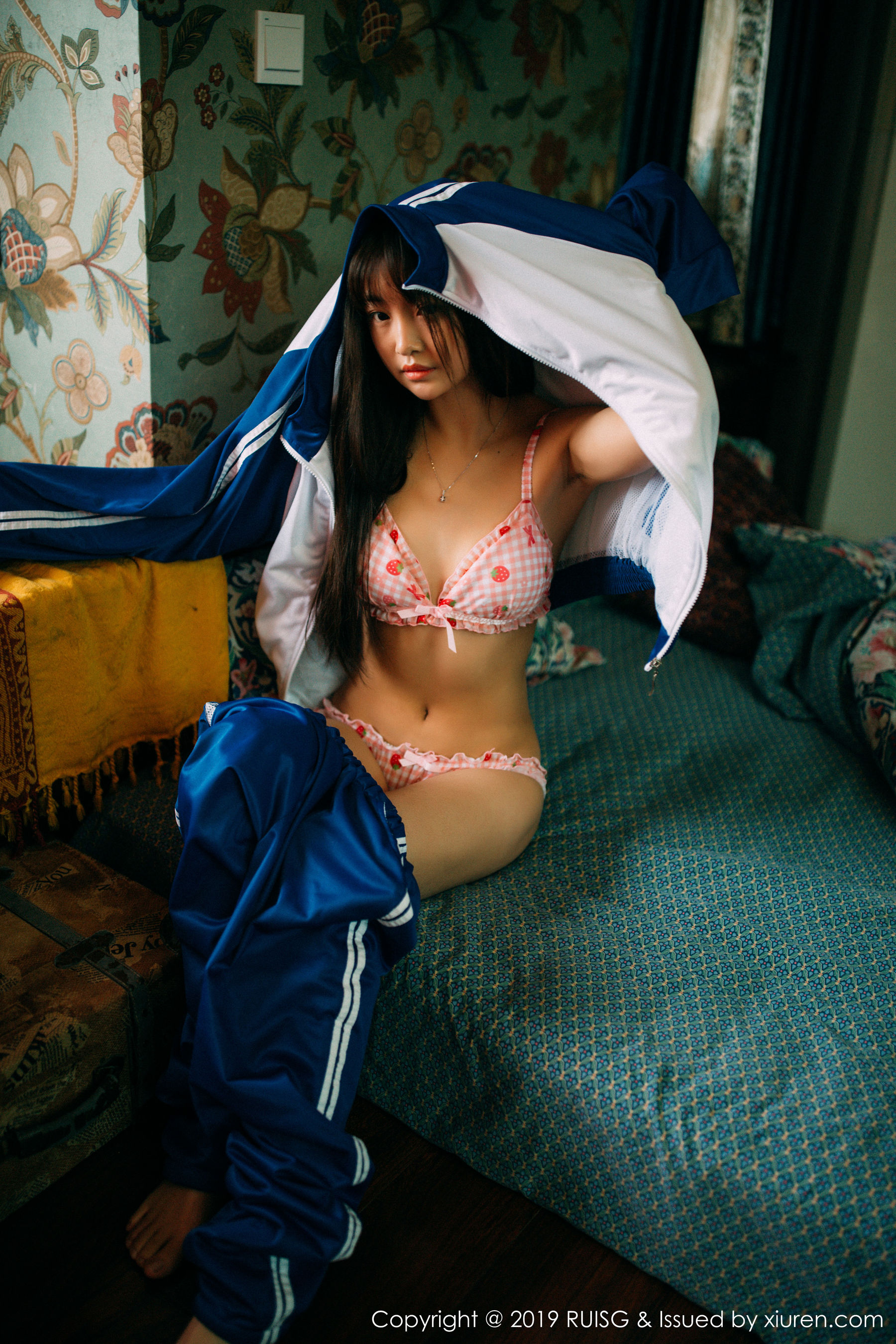 瑞丝馆RUISG Vol.069 圆圆Daphne [50P]