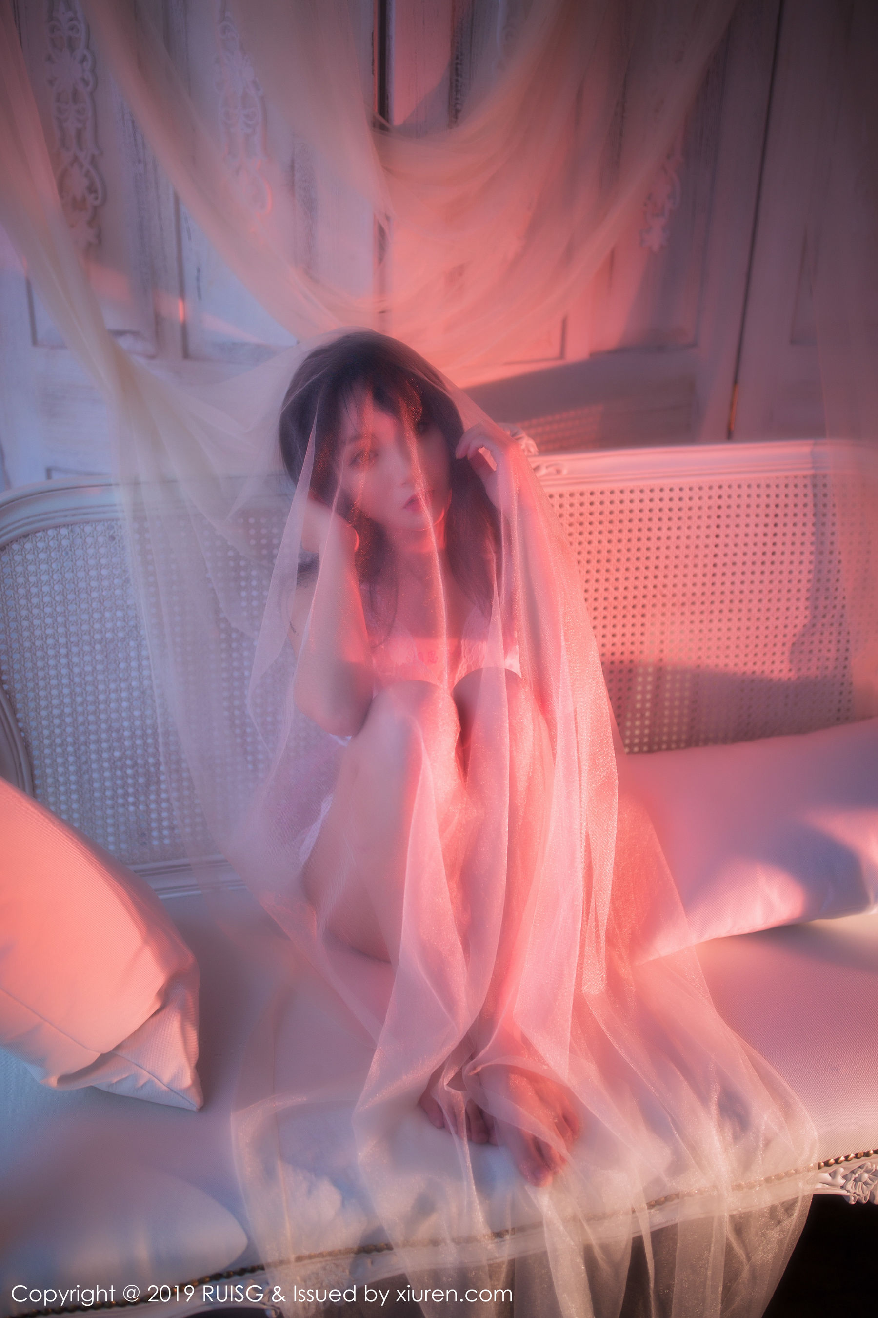 瑞丝馆RUISG Vol.079 小葡萄miki [42P]