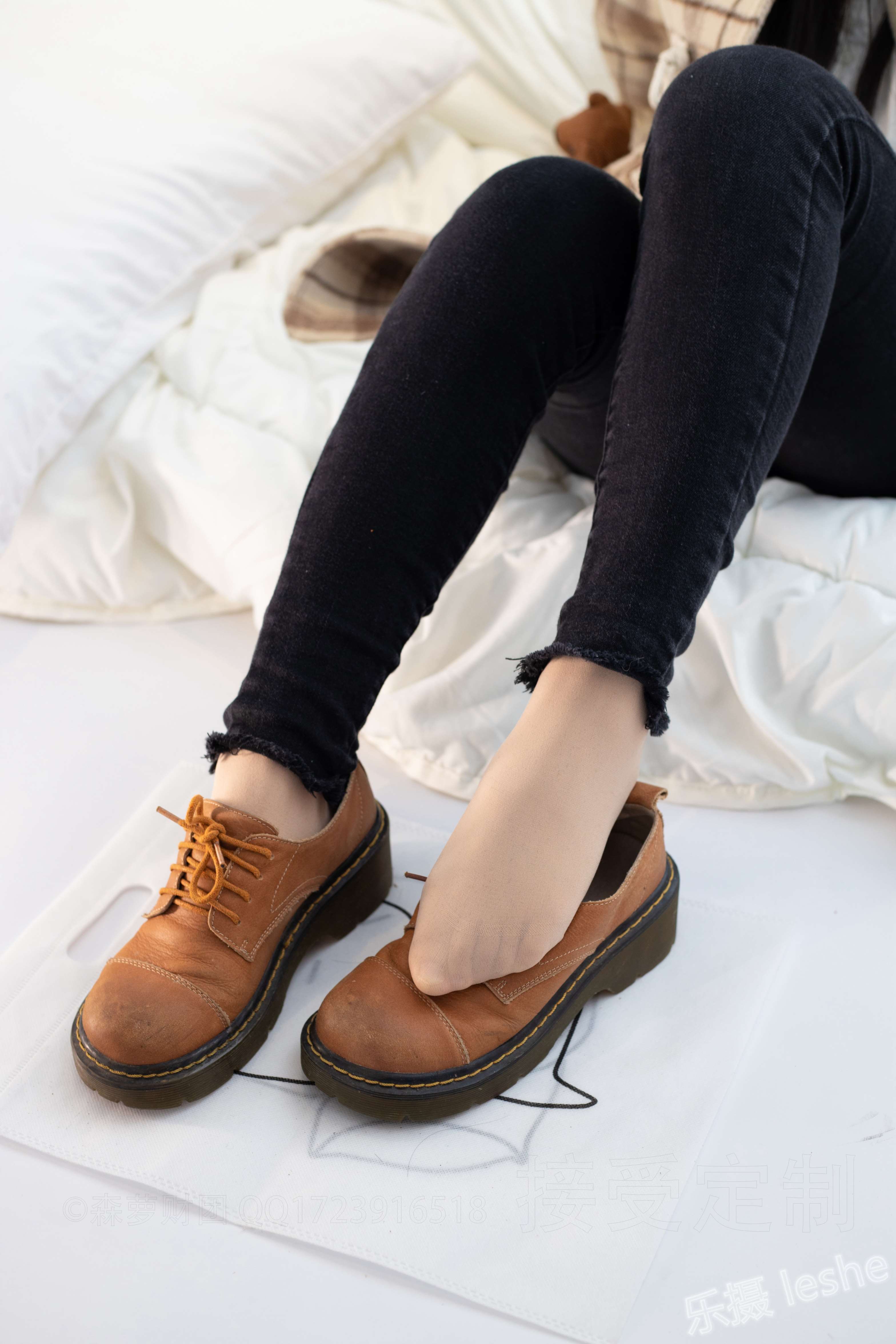 ALPHA-018 初冬肉丝妹妹泡脚 [121P-1.56GB]