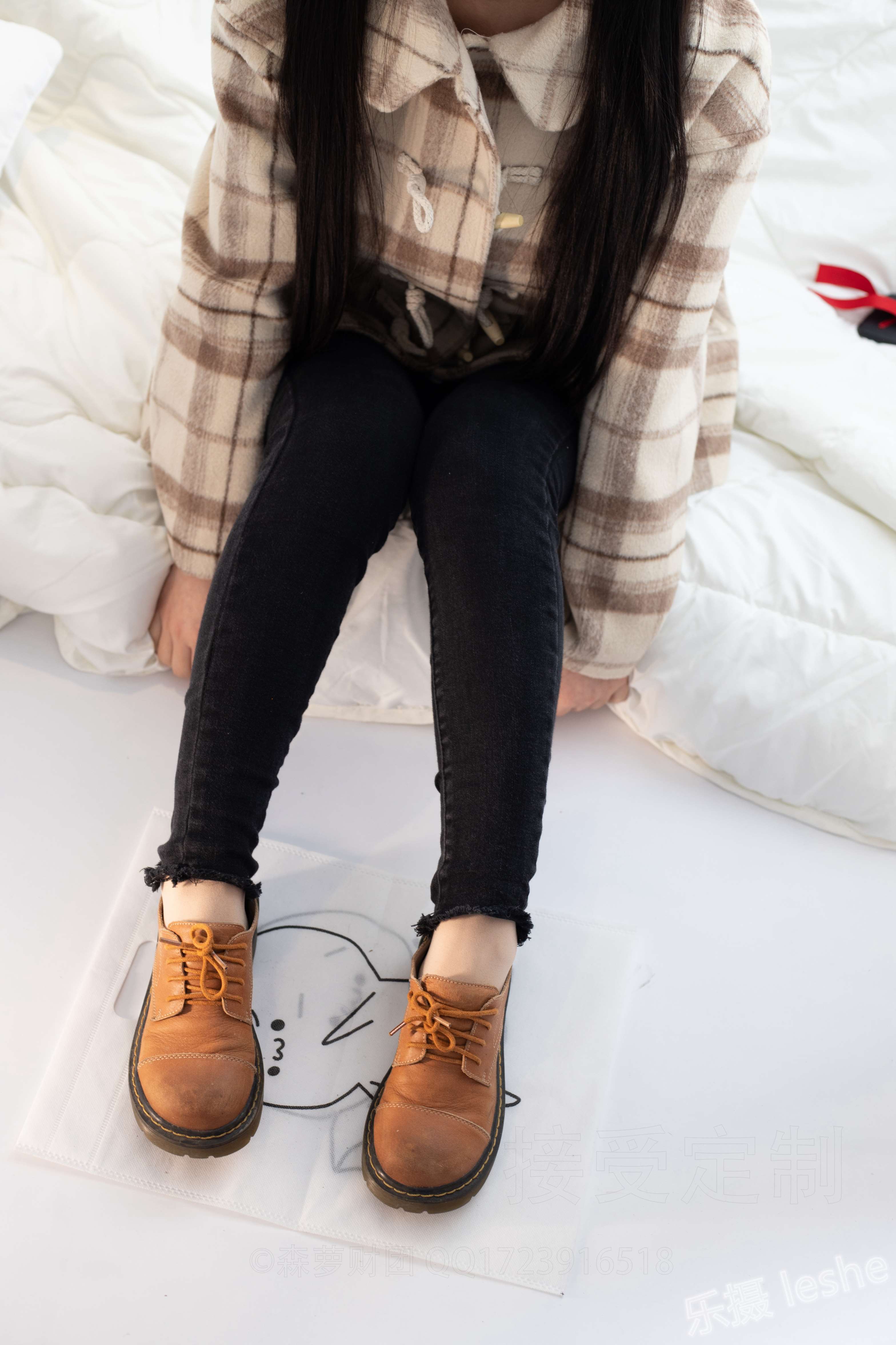 ALPHA-018 初冬肉丝妹妹泡脚 [121P-1.56GB]