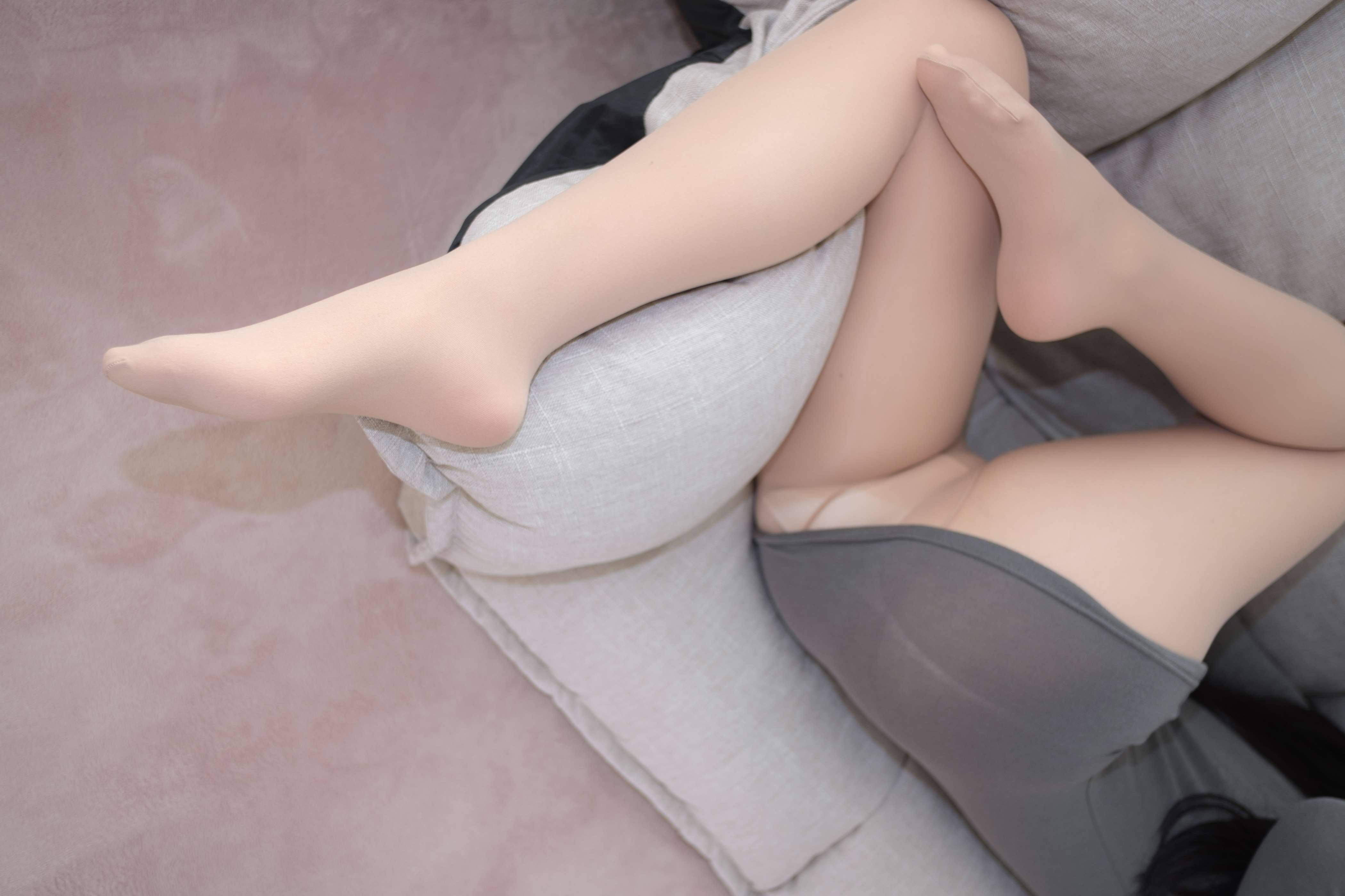 ALPHA-006 肉丝小嫩妹的美足 [92P-998MB]