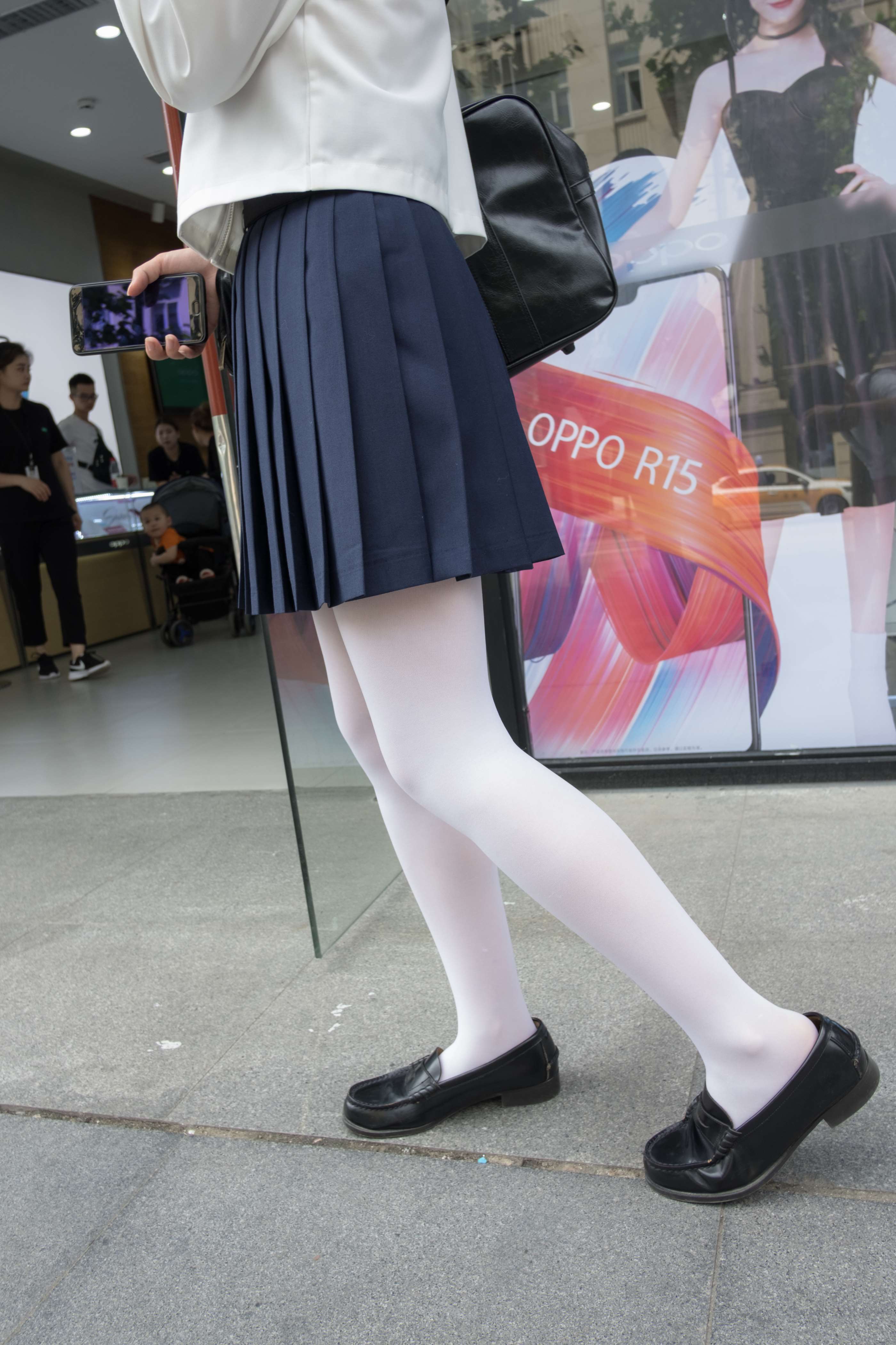 BETA-017 JK白丝美足 [83P-688MB]