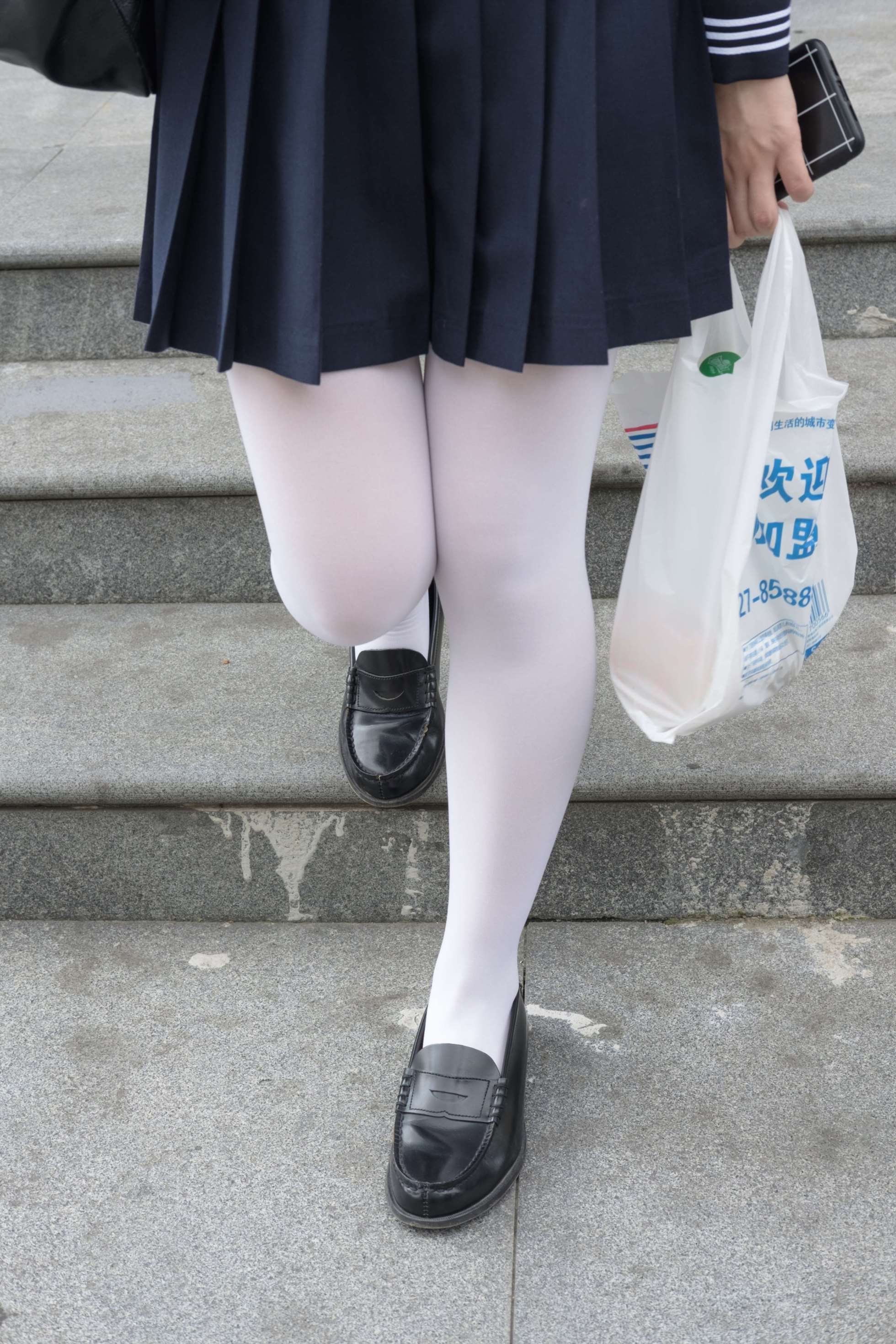 BETA-017 JK白丝美足 [83P-688MB]