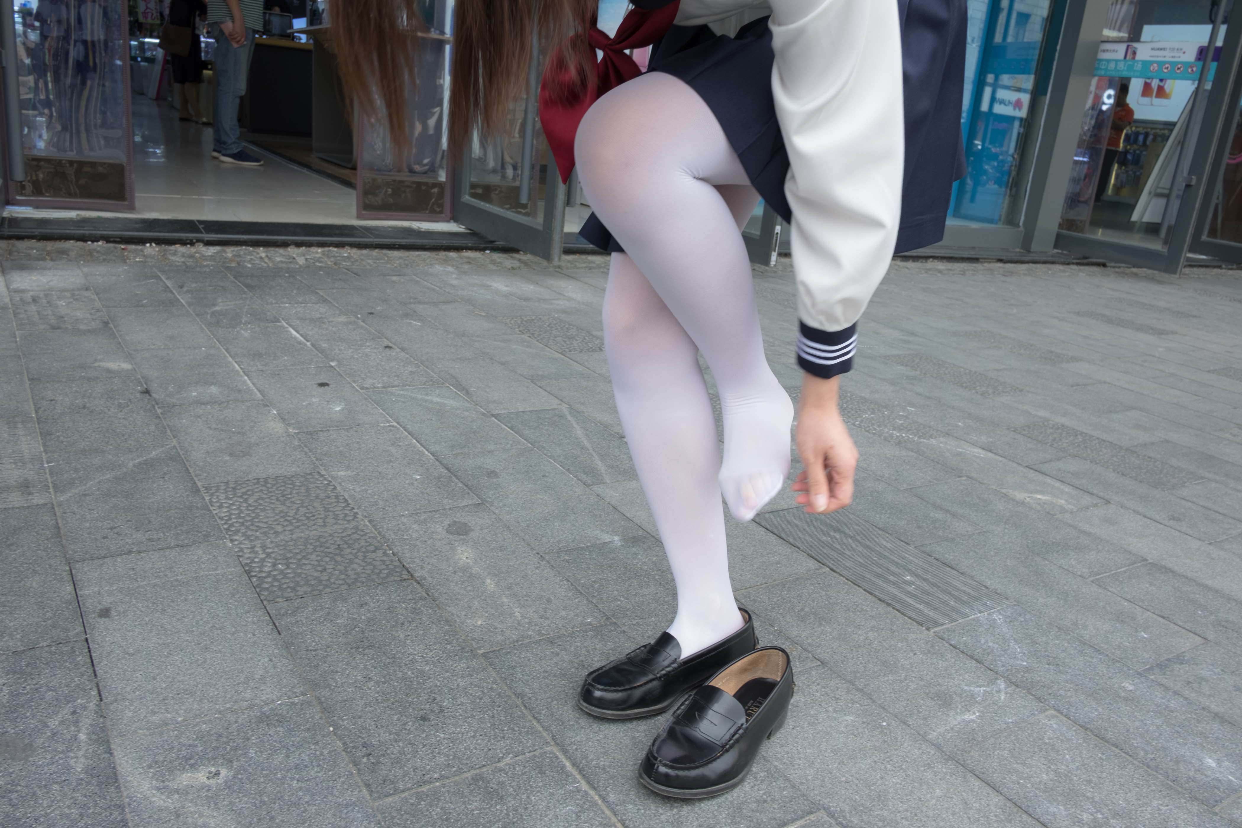 BETA-017 JK白丝美足 [83P-688MB]