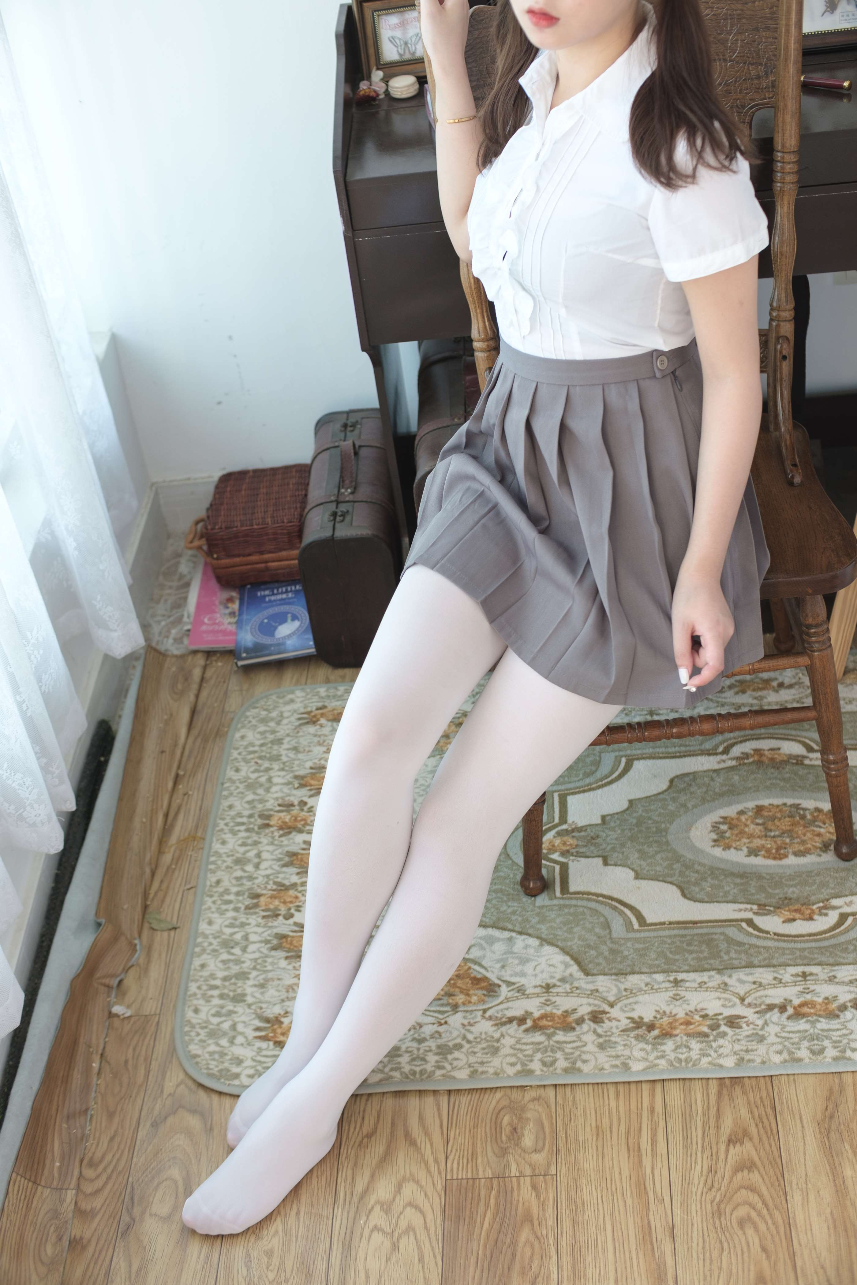 BETA-020 白丝美少女 [71P-828MB]