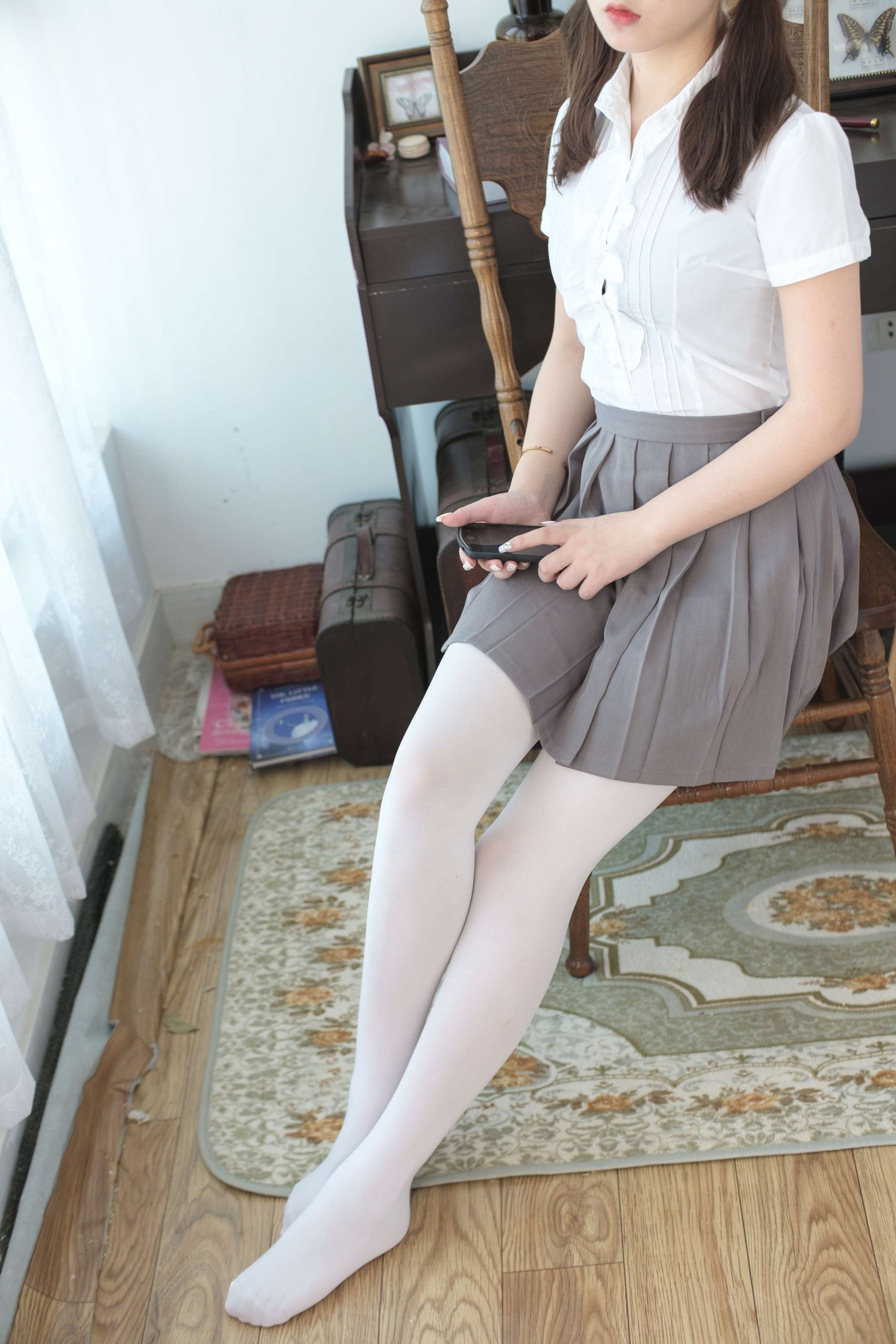 BETA-020 白丝美少女 [71P-828MB]