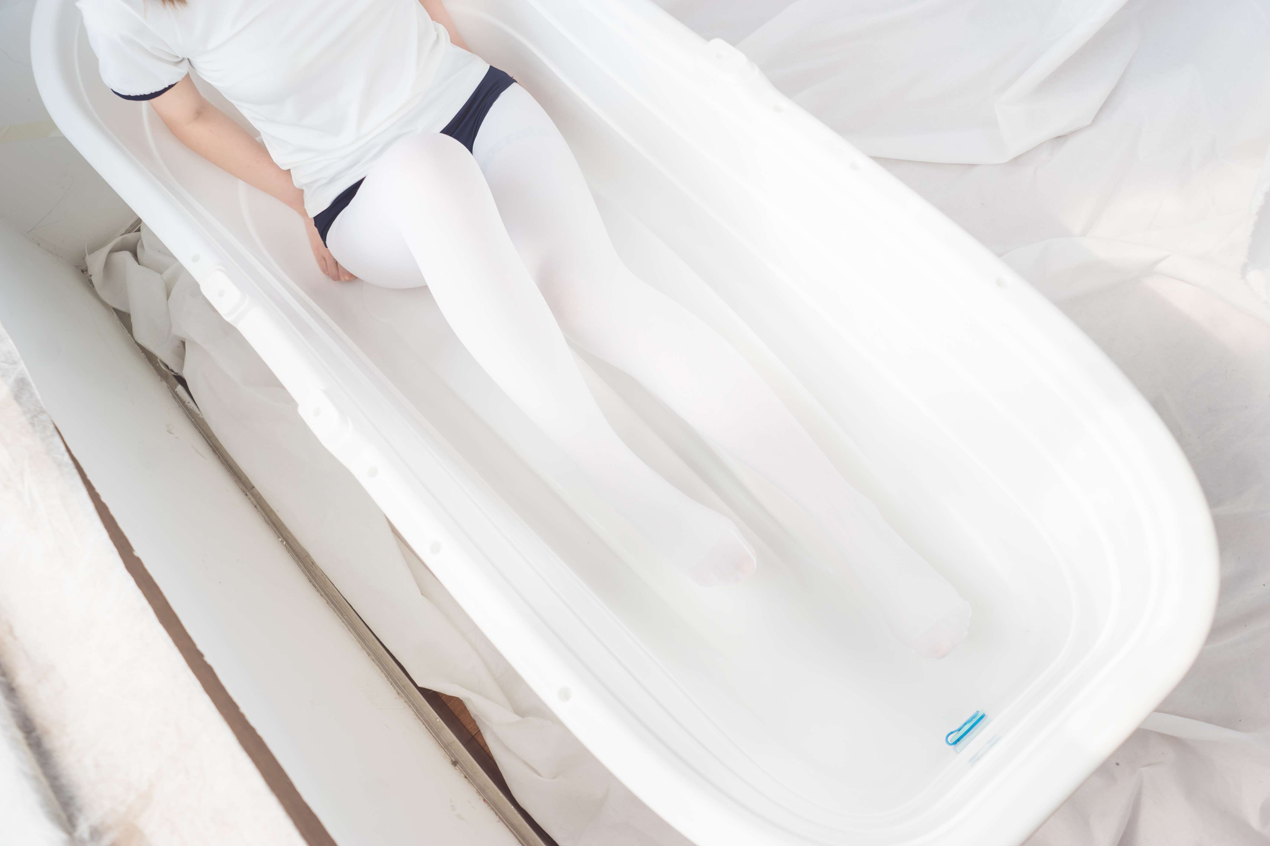 BETA-031 浴缸白丝 [48P1V-410MB]