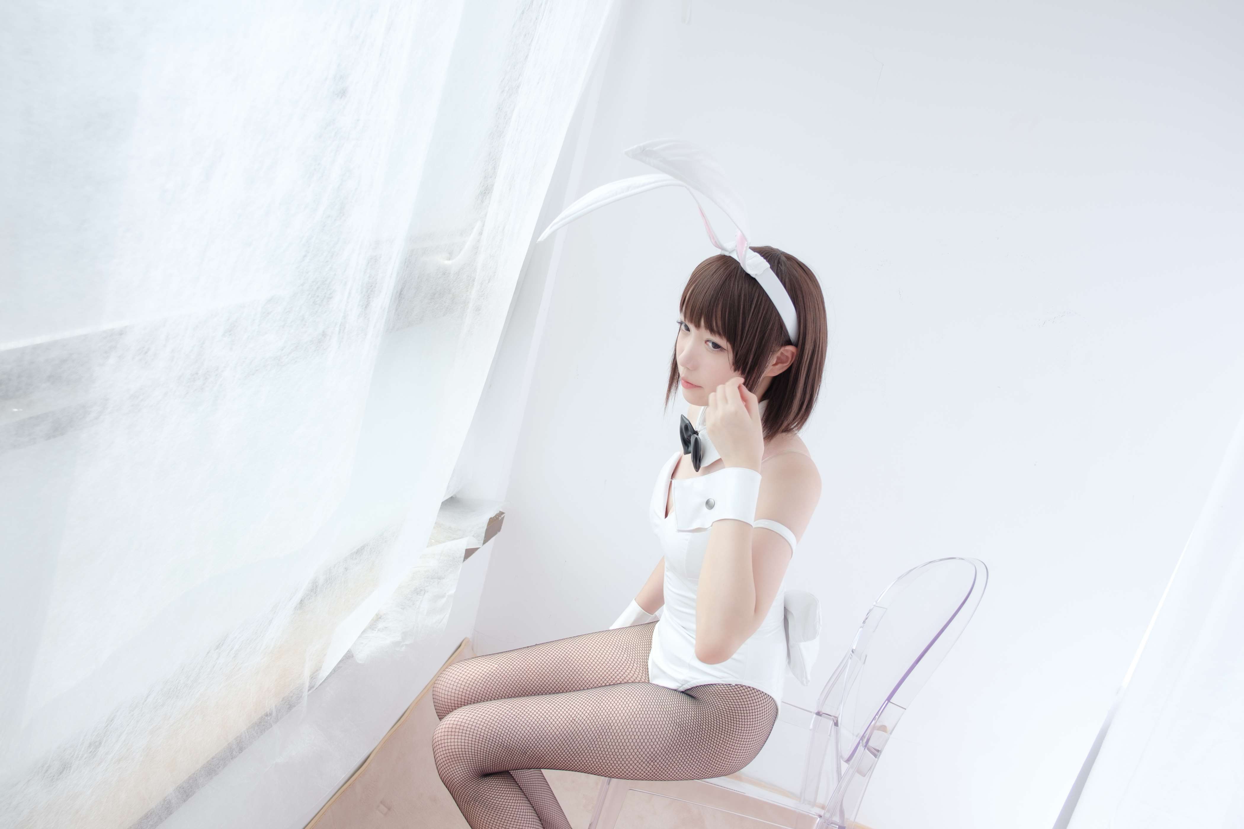 LOVEPLUS-001 黑丝网袜兔女郎 [148P2V-3.22GB]