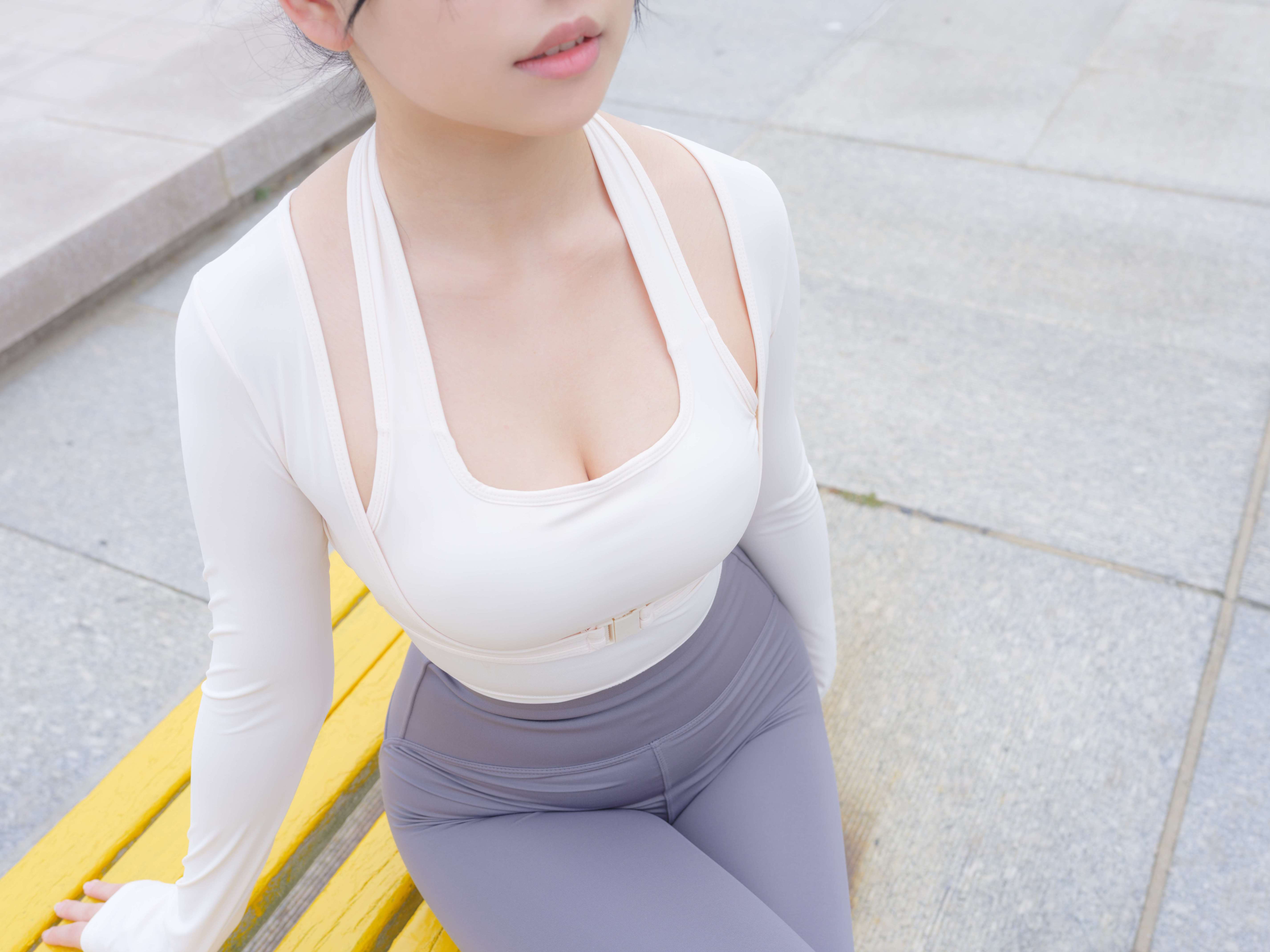 晴涩-11E4K [104P+1V／7.44GB]