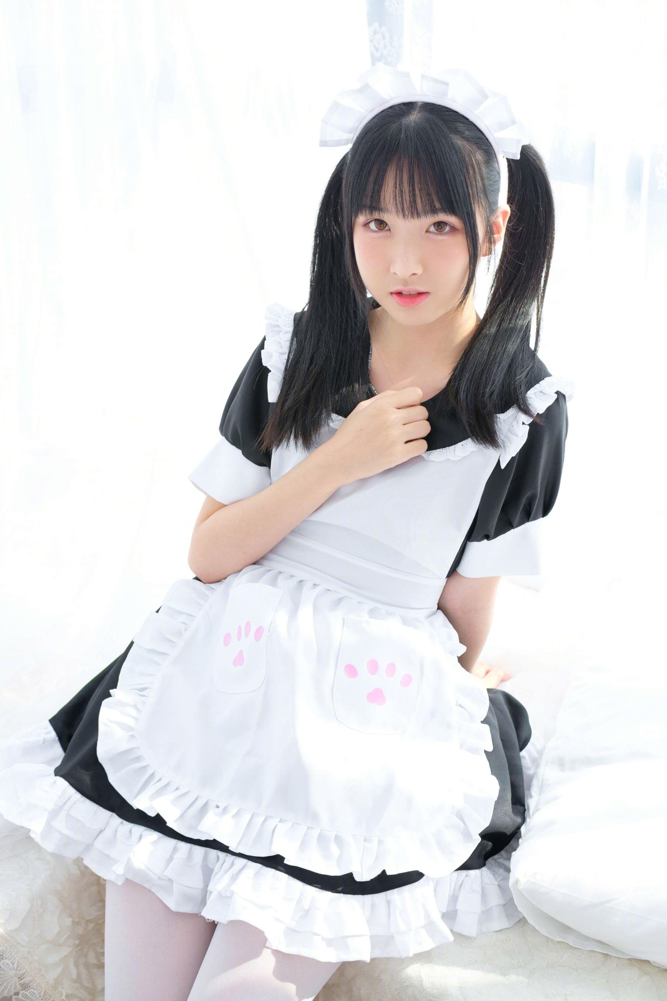 SSR-007 女仆的白丝 [71P-365MB]