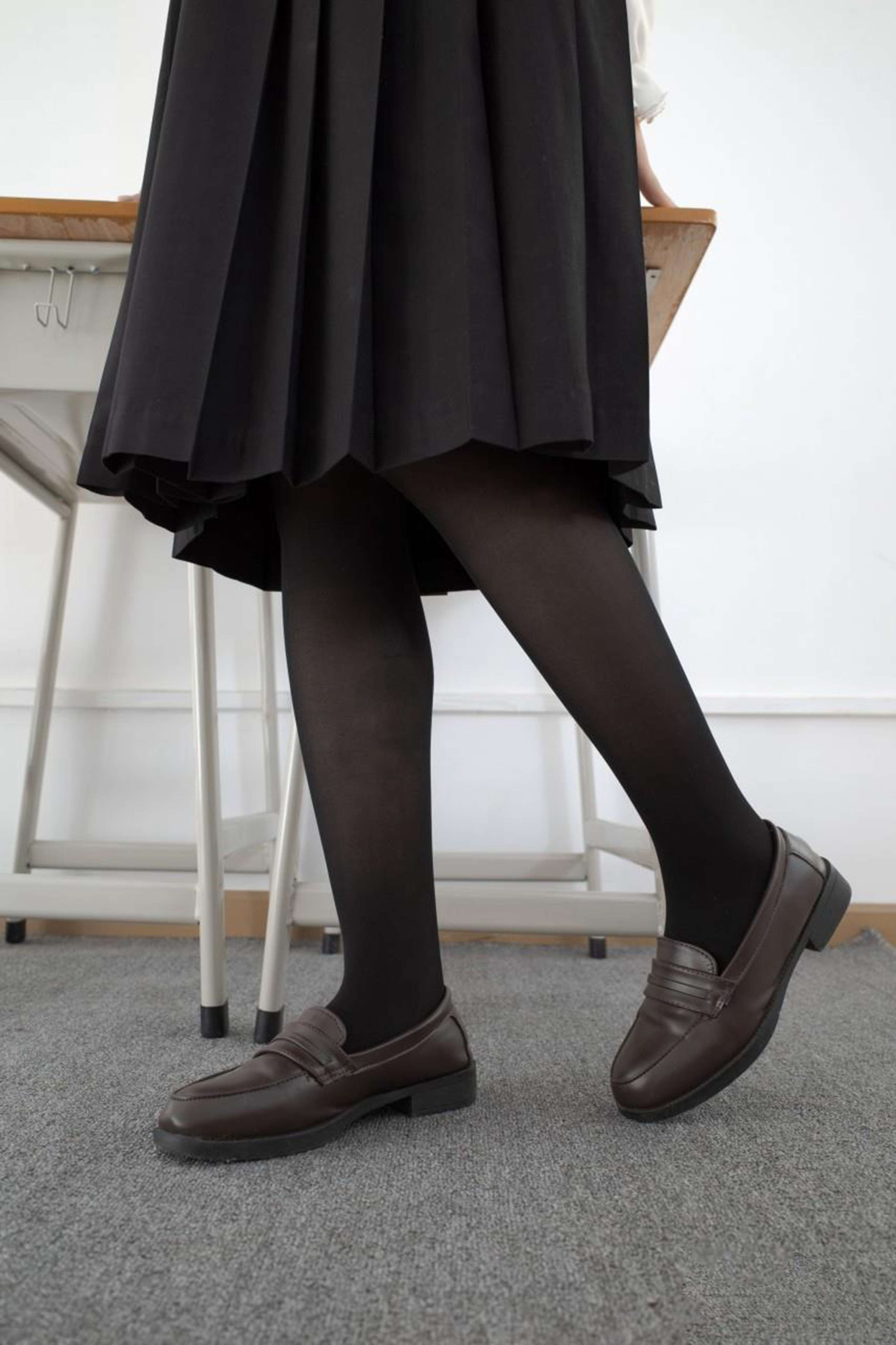 内部-005 小夜 黑丝 50D [113P1V-846MB]