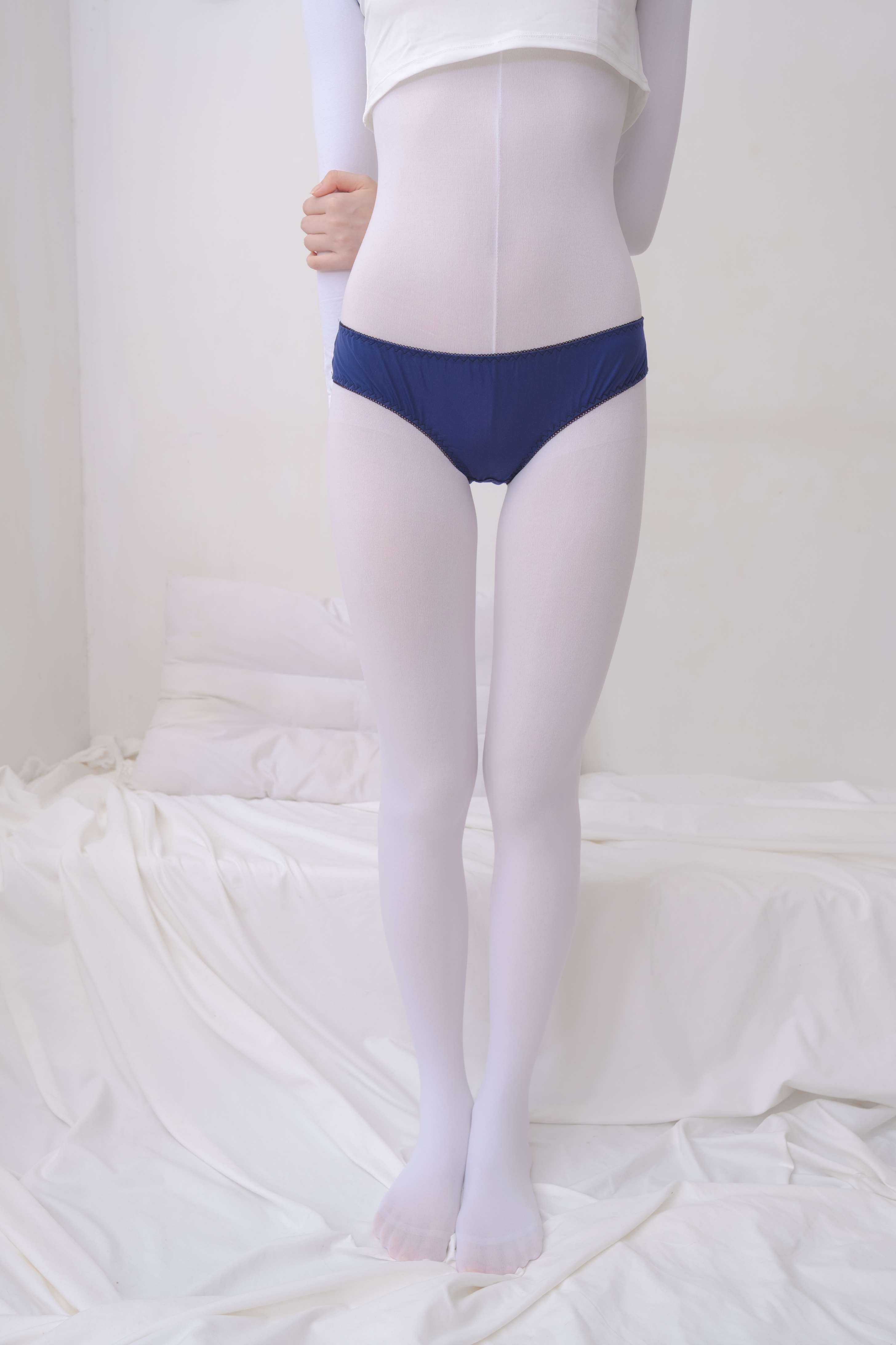 内部会员版 雏菊003[131P1V3.53GB]