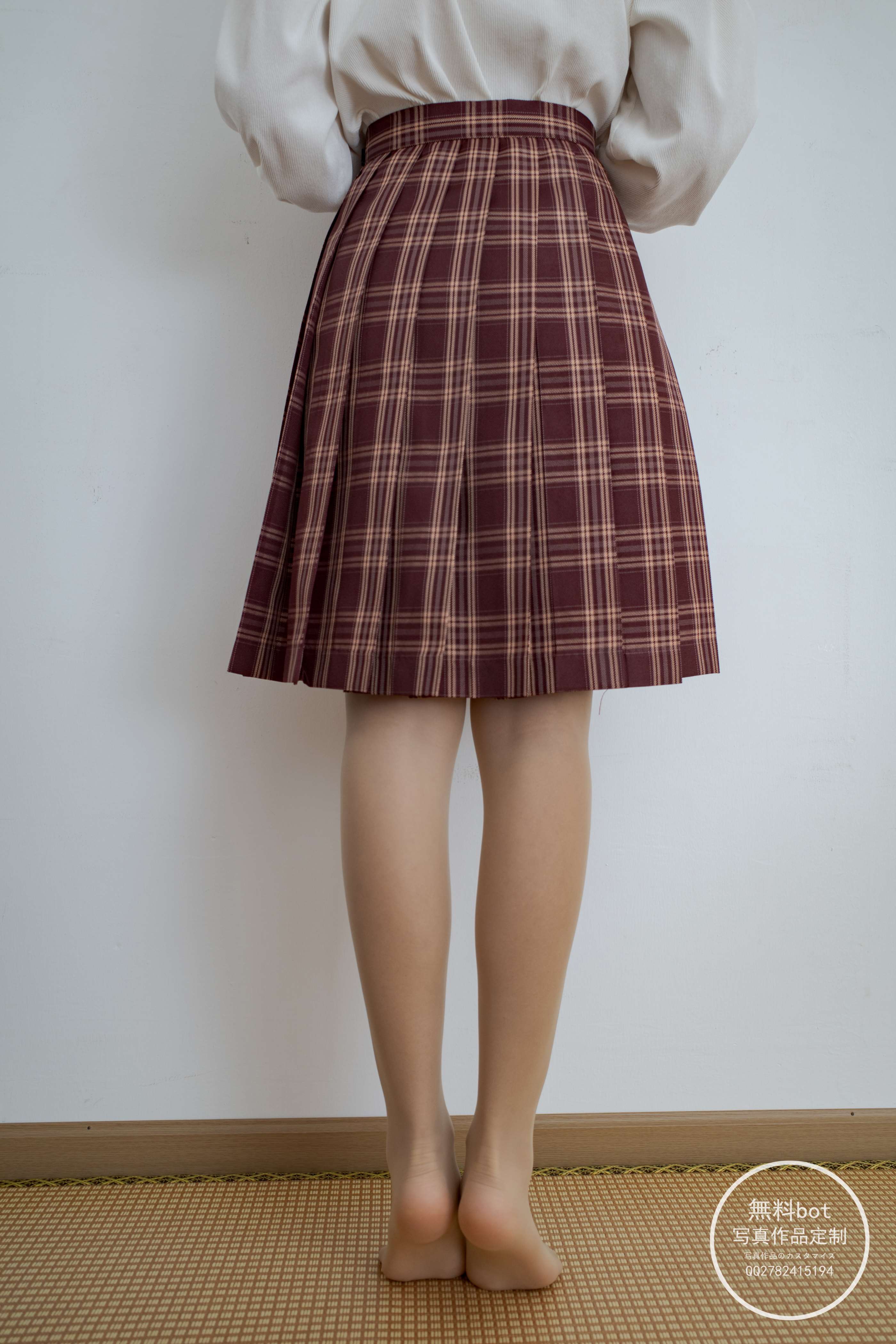 有料 NO.003 依依 肉丝百褶小红裙 [95P／1.16G]