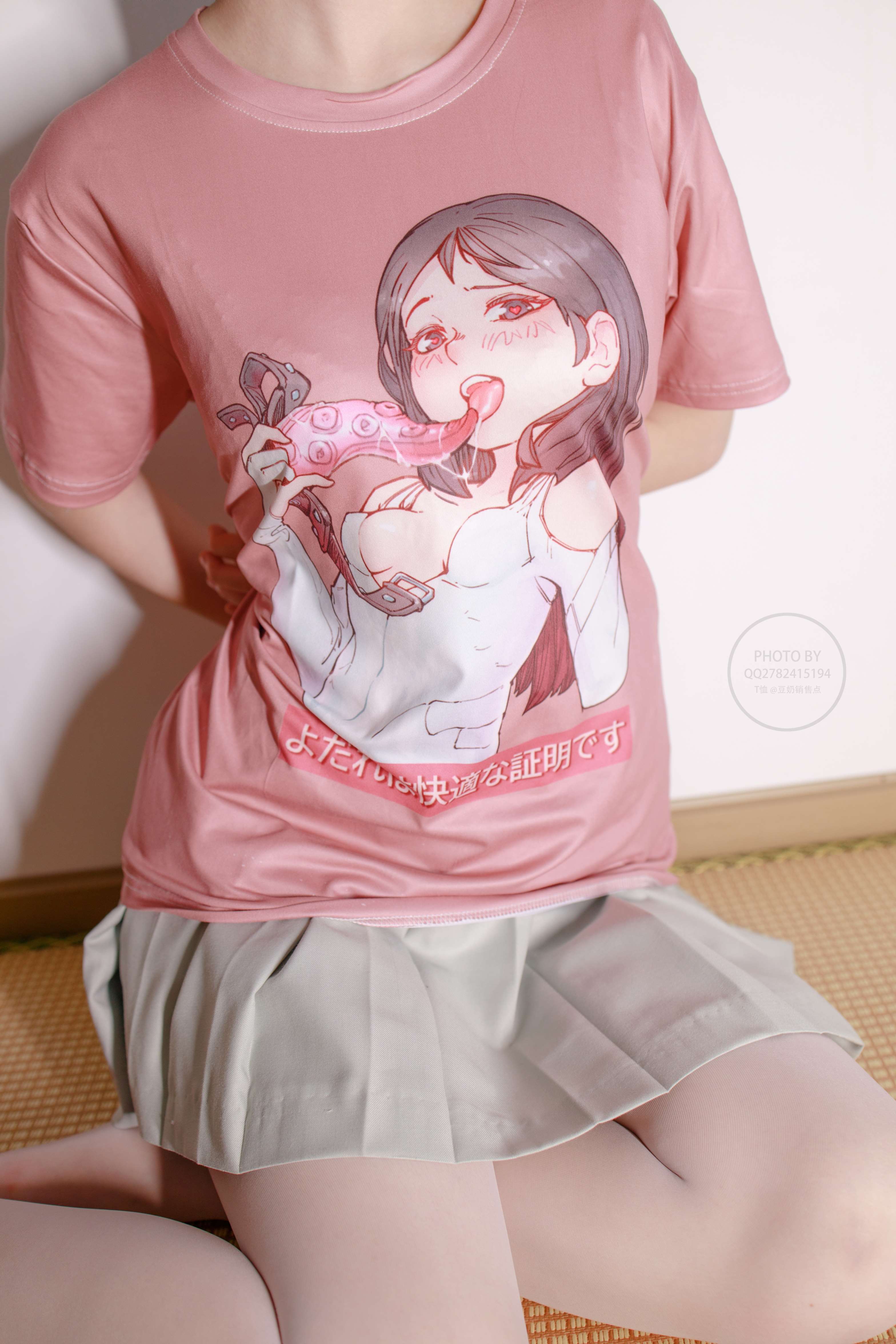 無料 NO.004 凉席上的白丝美少女[40P／604MB]