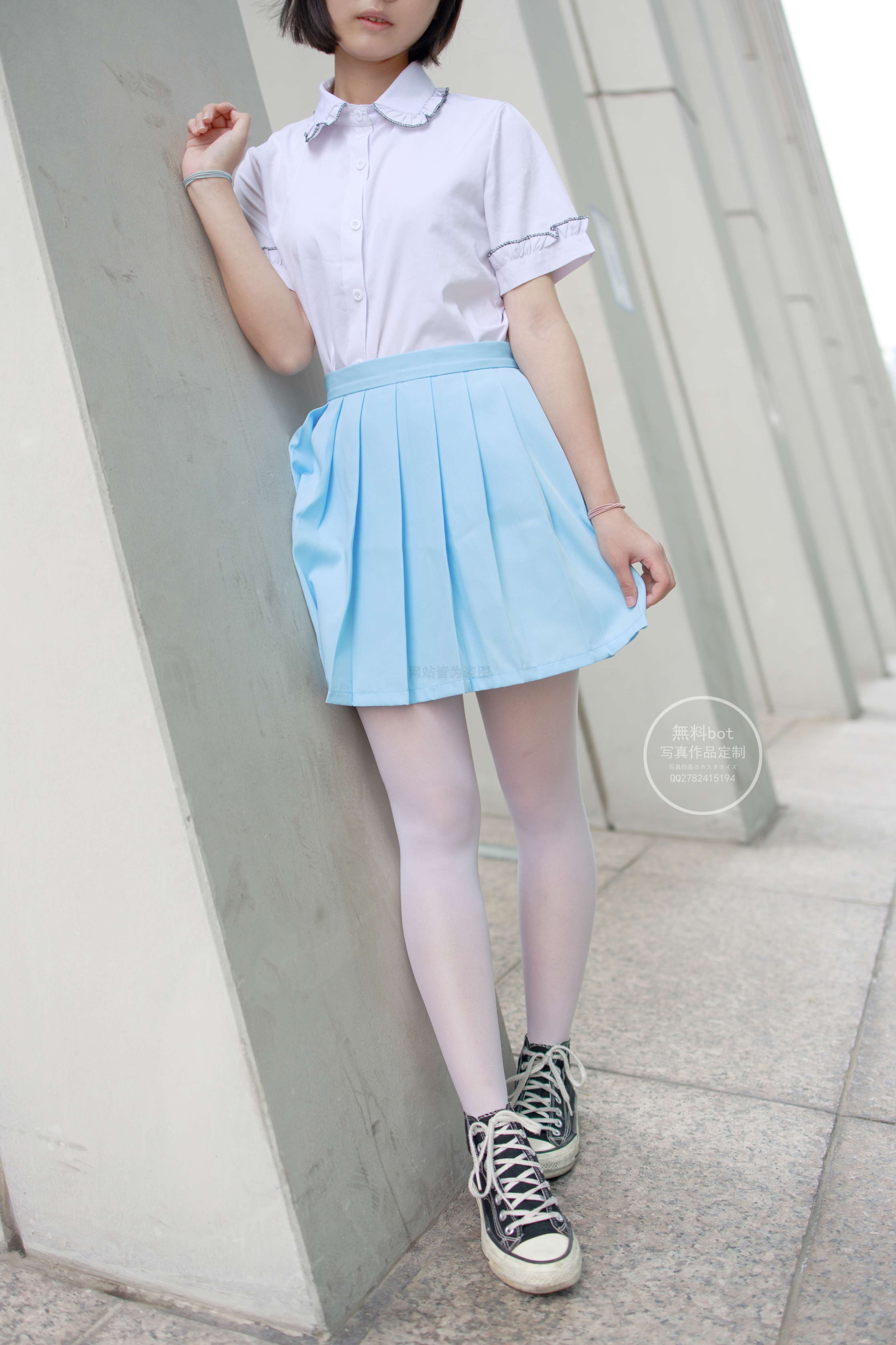 有料 NO.005 小茵 公园白丝 [68P／862MB]