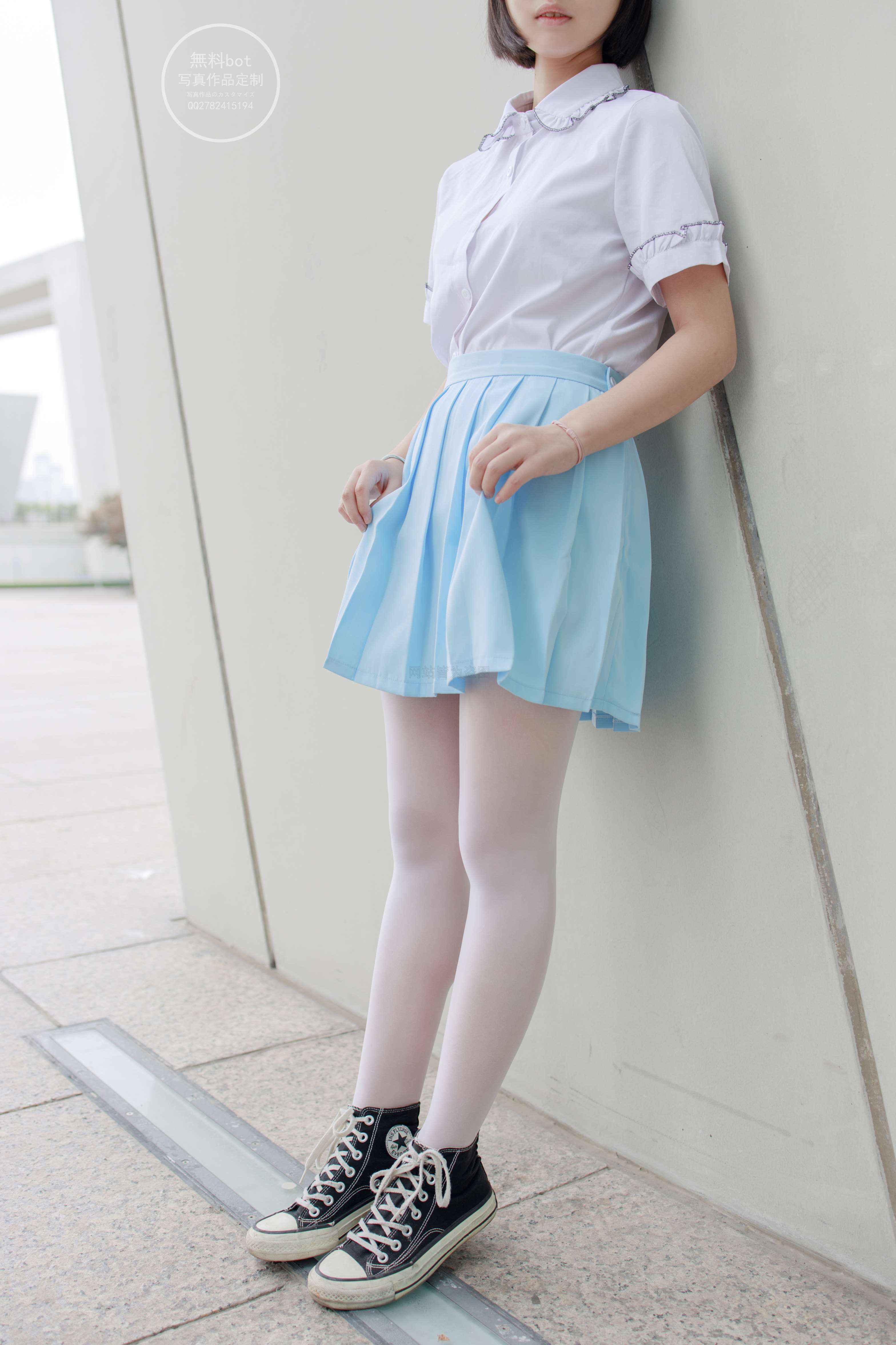 有料 NO.005 小茵 公园白丝 [68P／862MB]