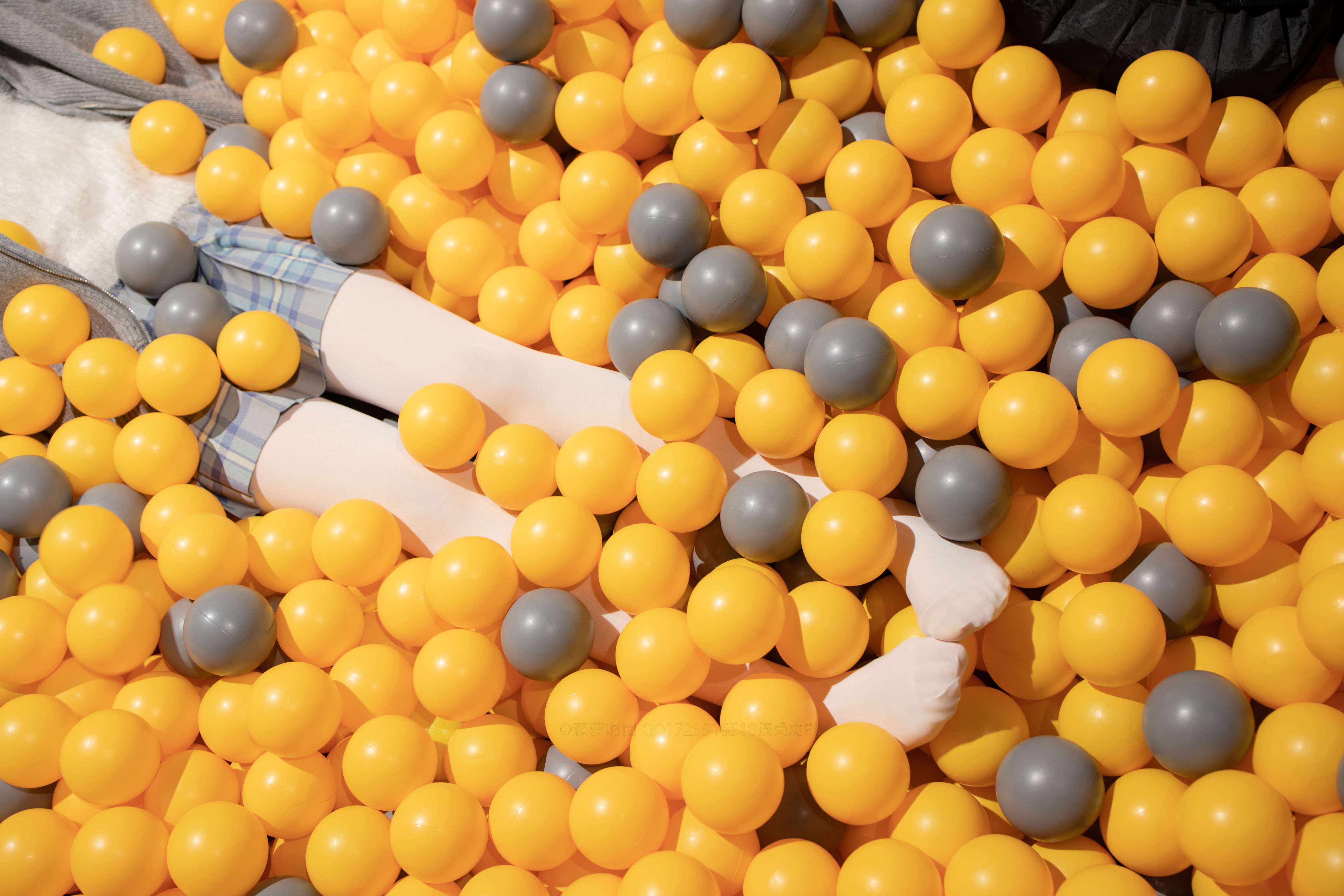 X-047 儿童乐园里的一天 [141P1V-2.86GB]