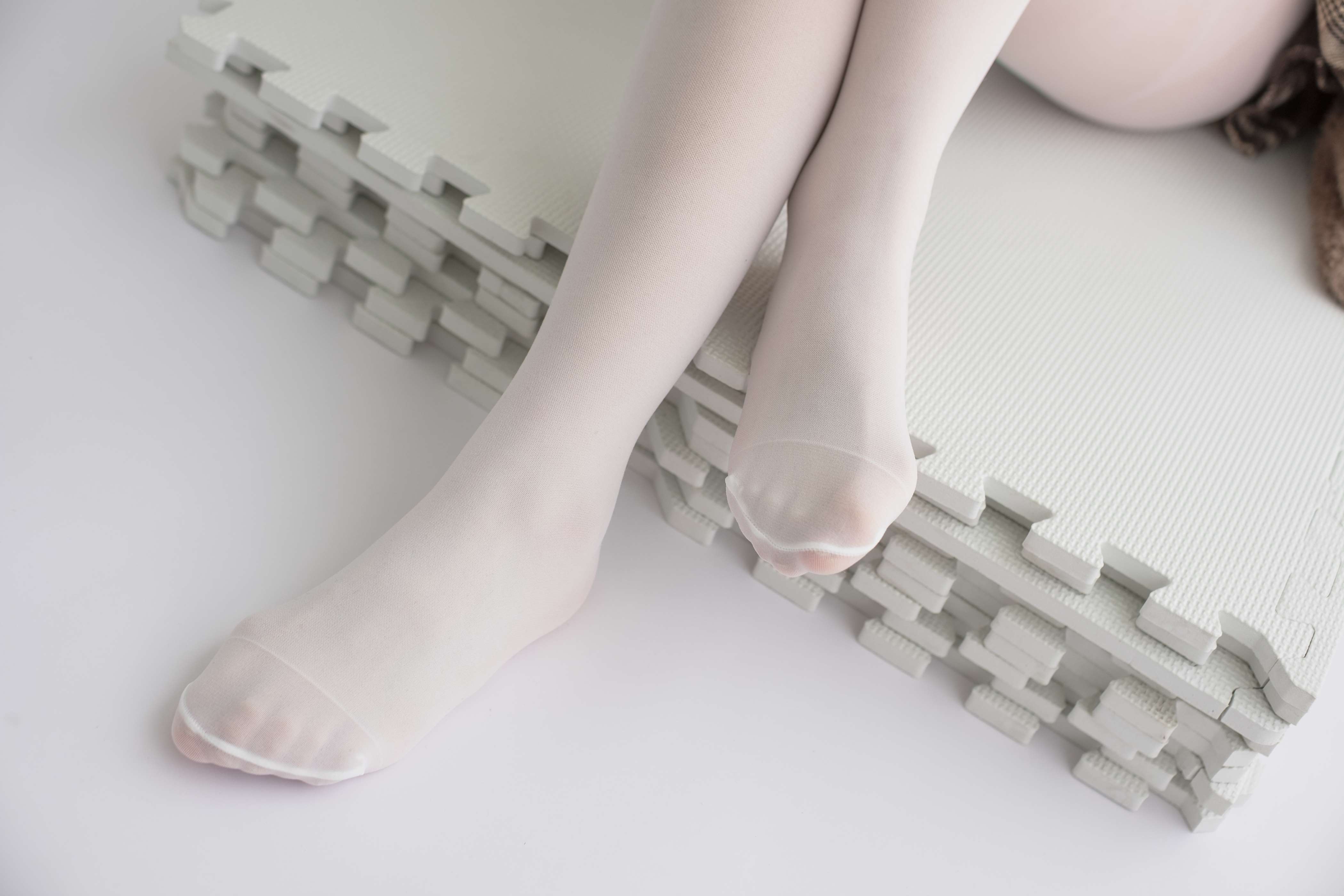 X-006 忧郁白丝 [99P1V-1.65GB]