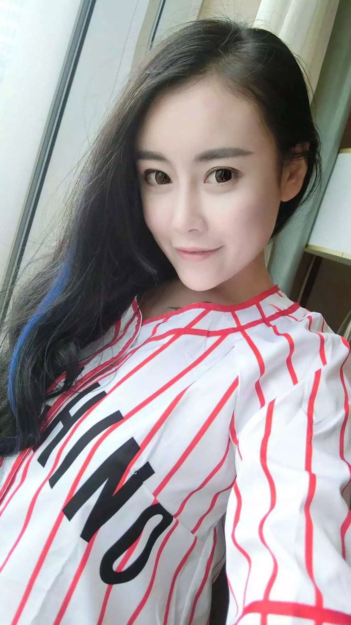 梦瑶《性感酥胸 美艳诱惑》 UGirls 爱尤物 No.043 [40P]