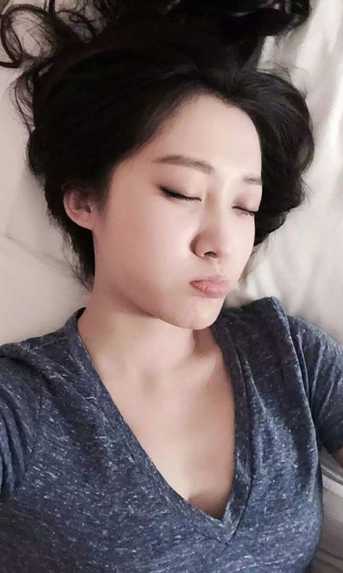 张冬《冷艳性感 勾魂魅惑》 UGirls 爱尤物 No.051 [39P]