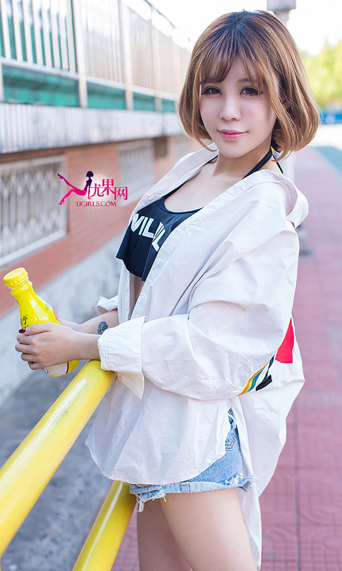 令孜昕Alin《阳光在边缘 明媚的笑脸》 UGirls 爱尤物 No.054 [40P]