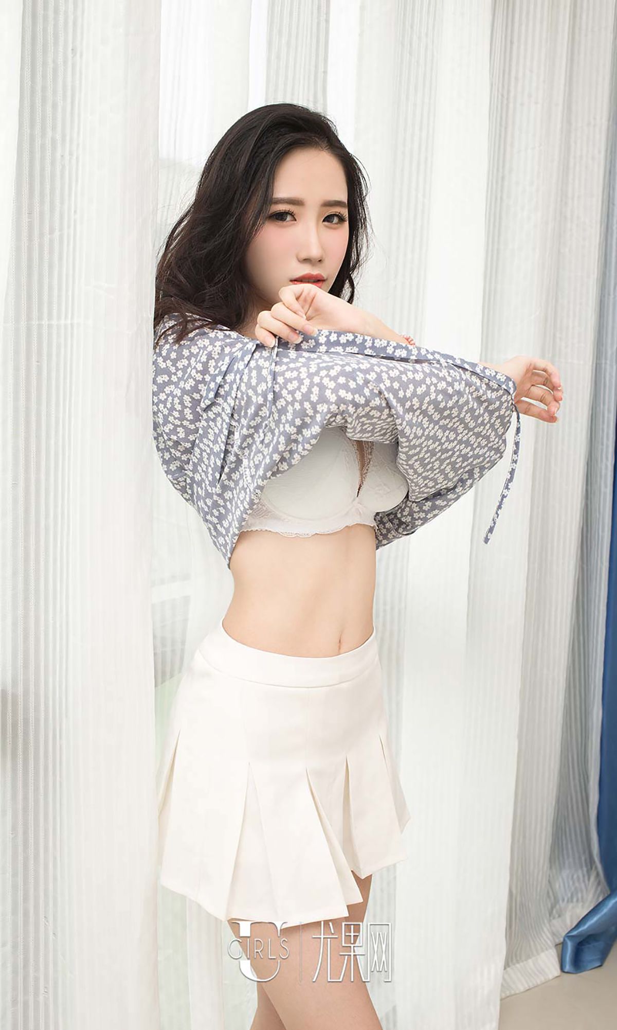 爆爆《惬意午后》 UGirls 爱尤物 No.397 [40P]